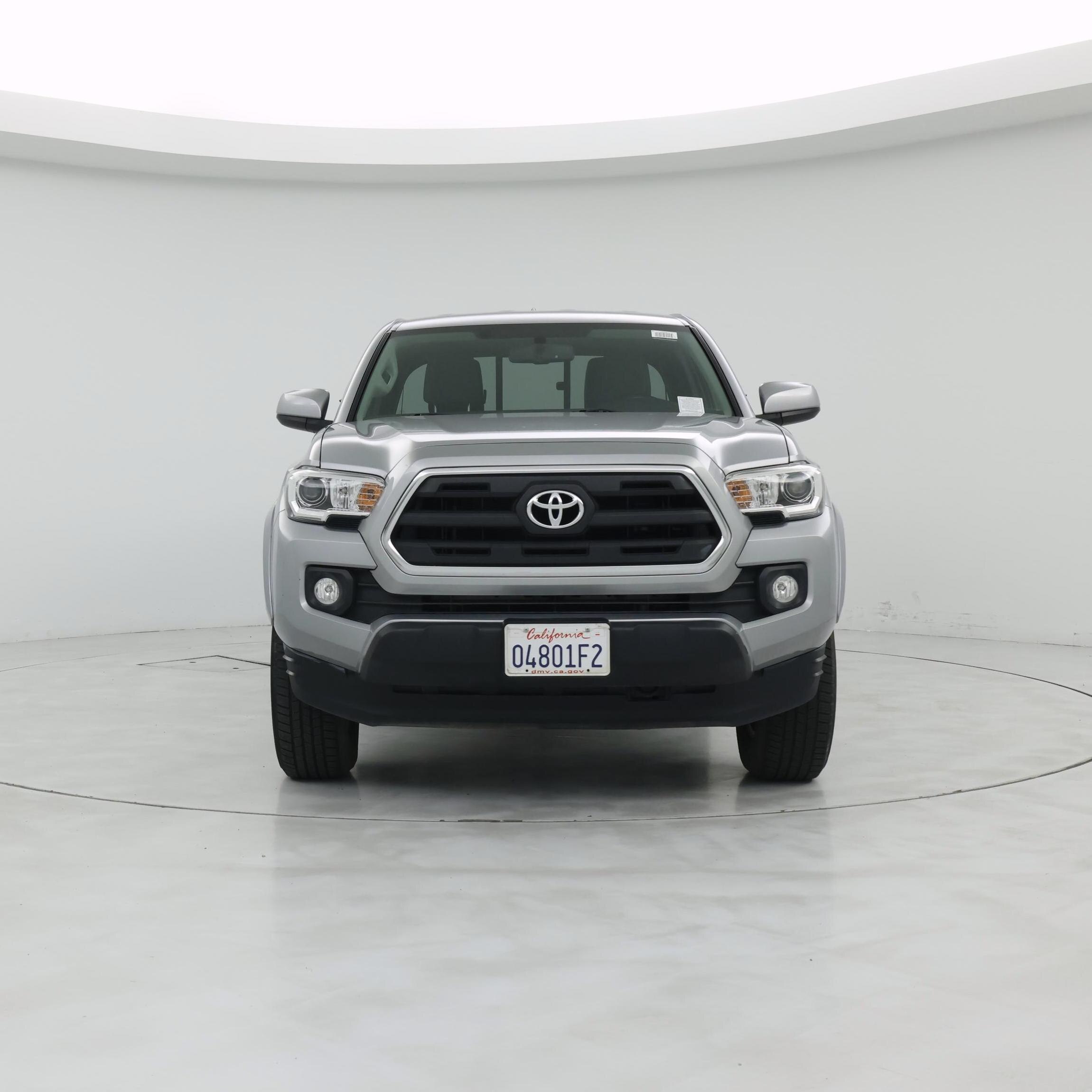 Thumbnail: 2017 Toyota Tacoma - 5