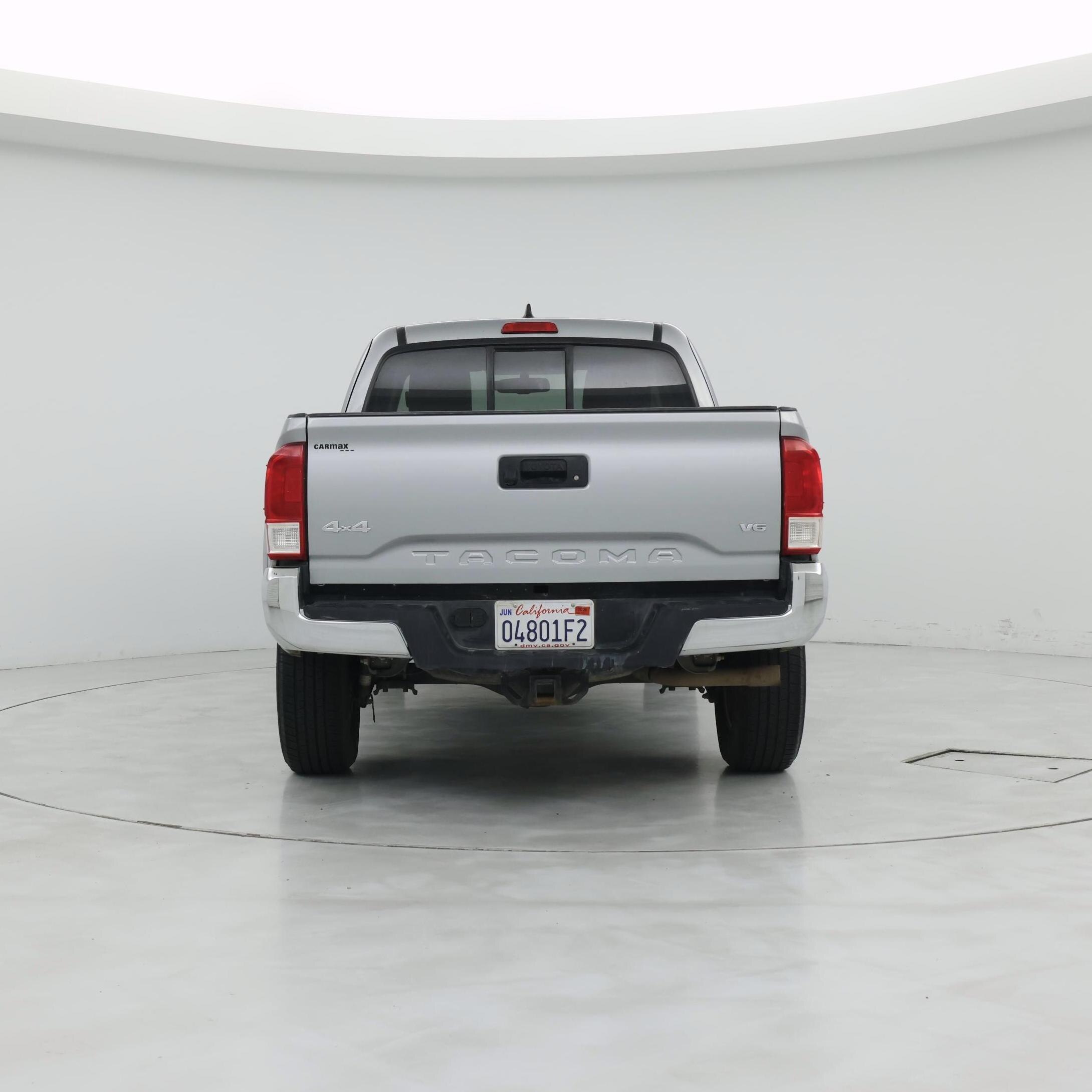 Thumbnail: 2017 Toyota Tacoma - 6