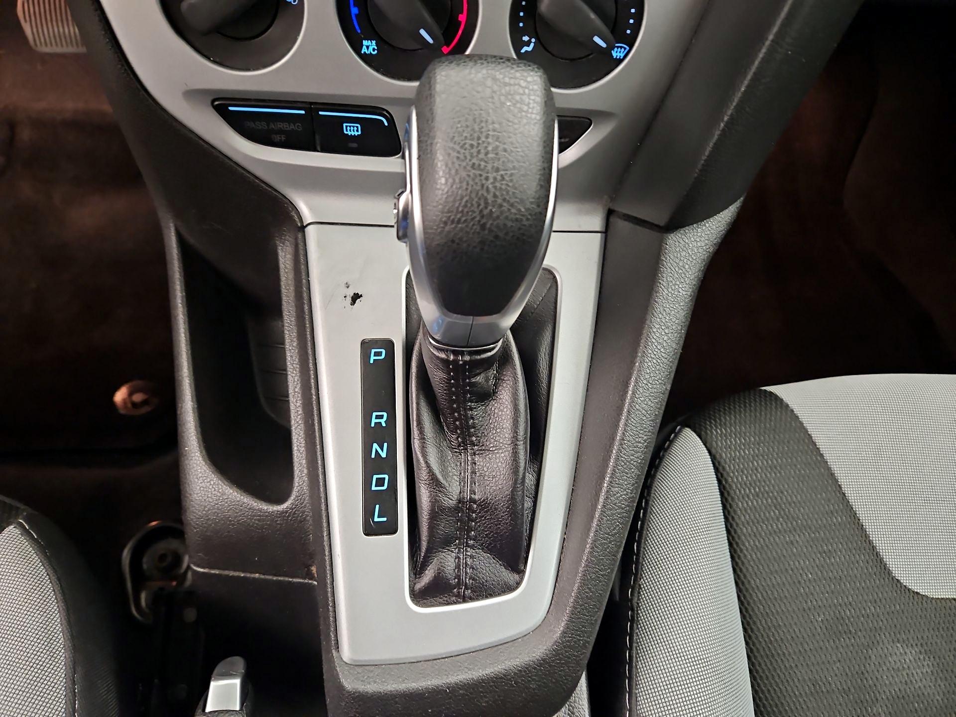Thumbnail: 2014 Ford Focus - 16