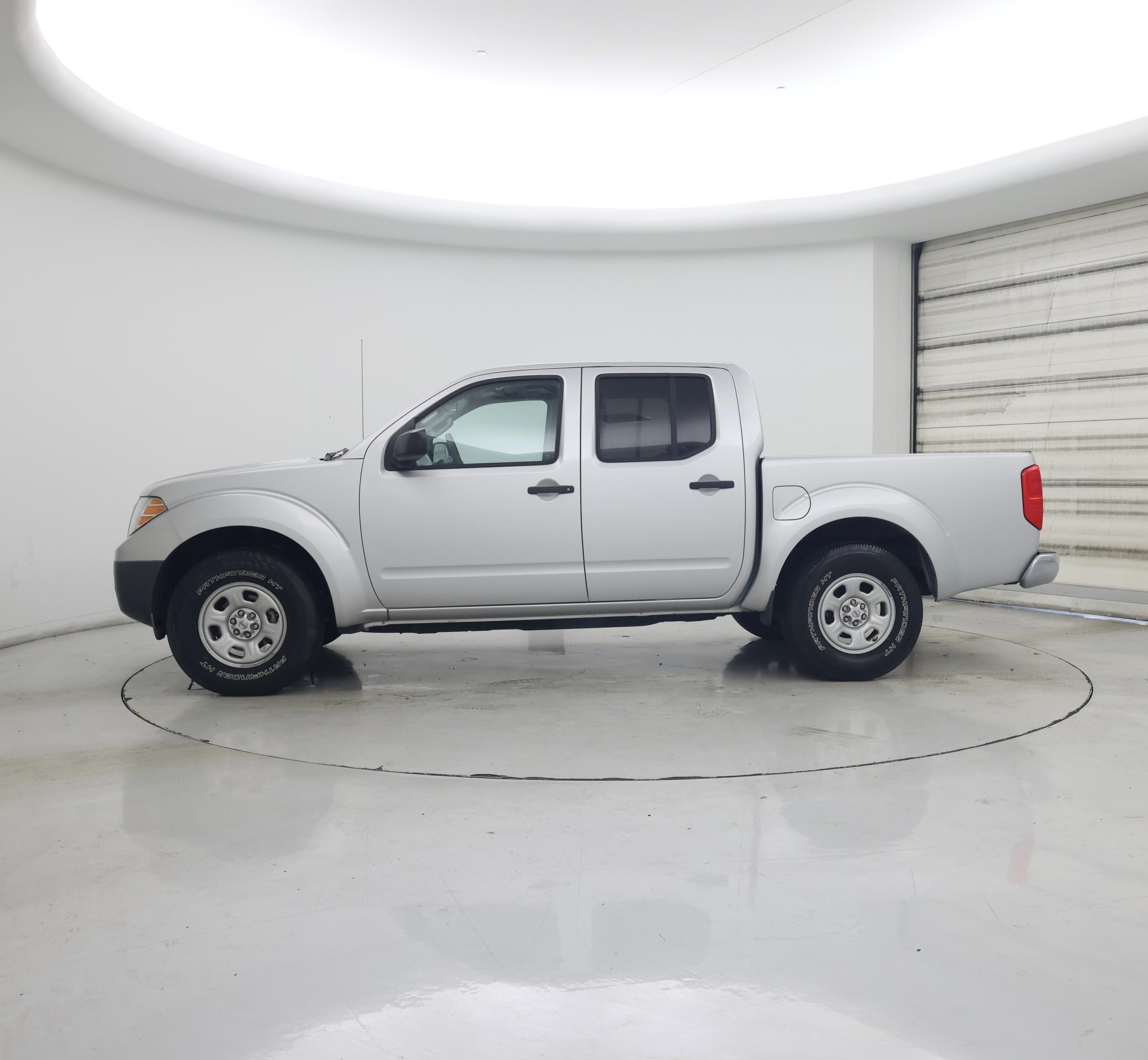 Thumbnail: 2015 Nissan Frontier - 3