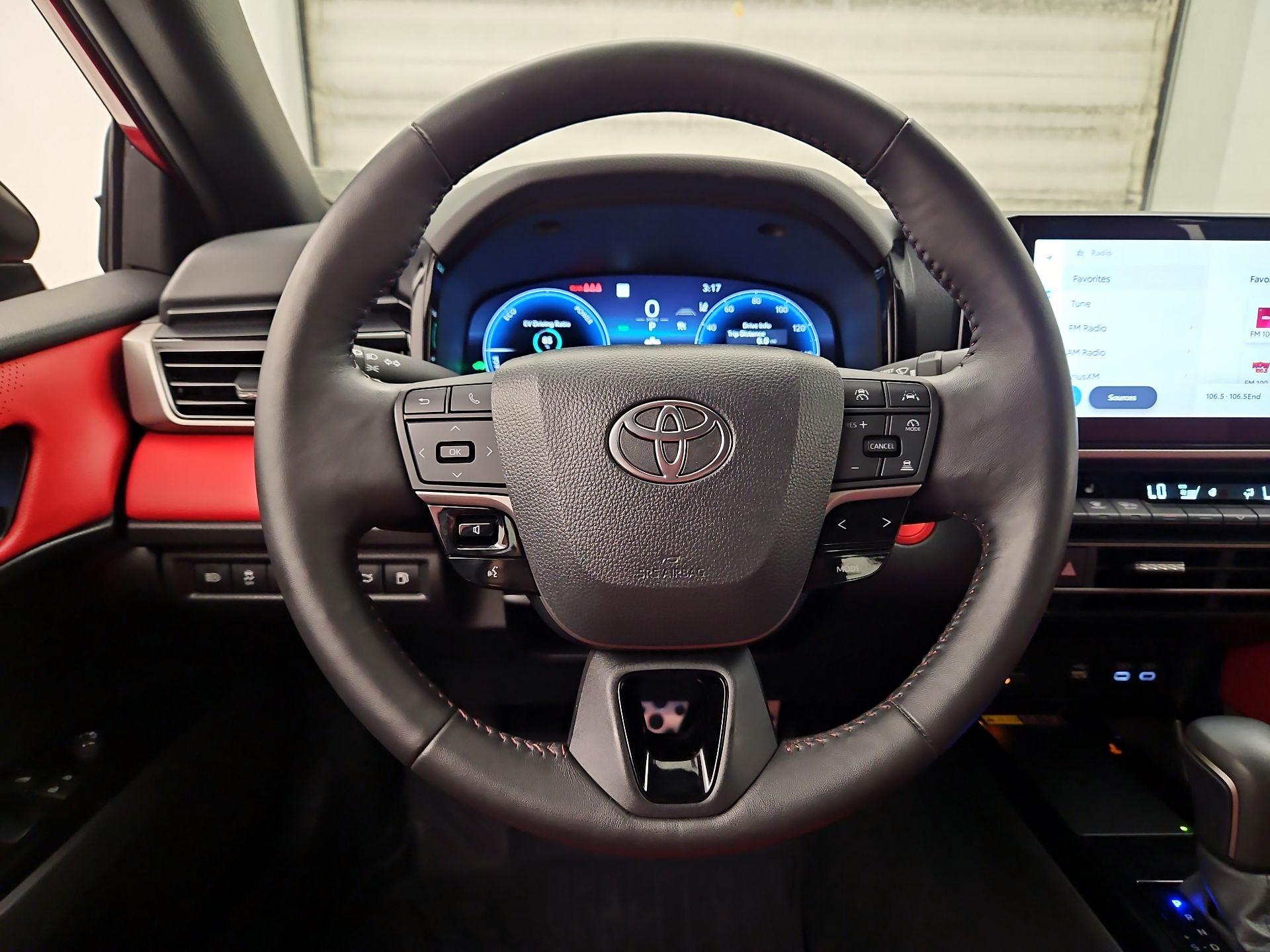 Thumbnail: 2025 Toyota Camry - 10