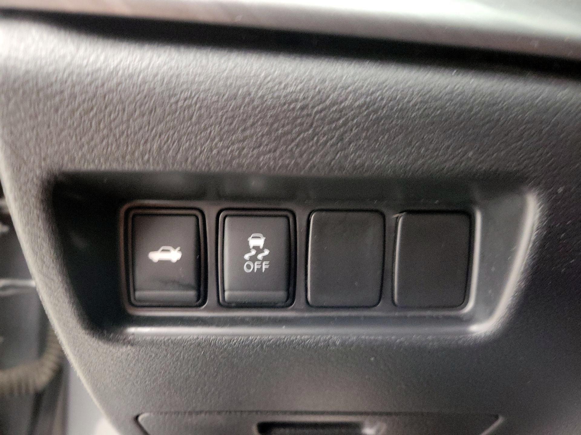 Thumbnail: 2018 Nissan Maxima - 13