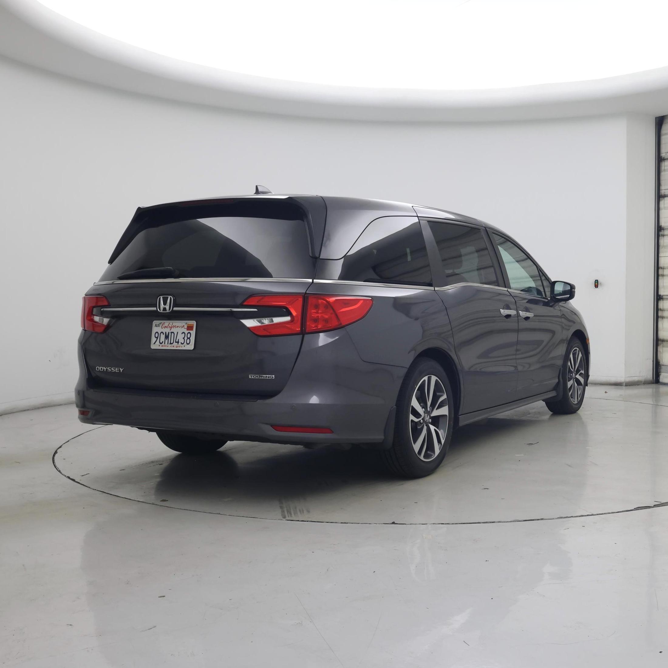 Thumbnail: 2023 Honda Odyssey - 8