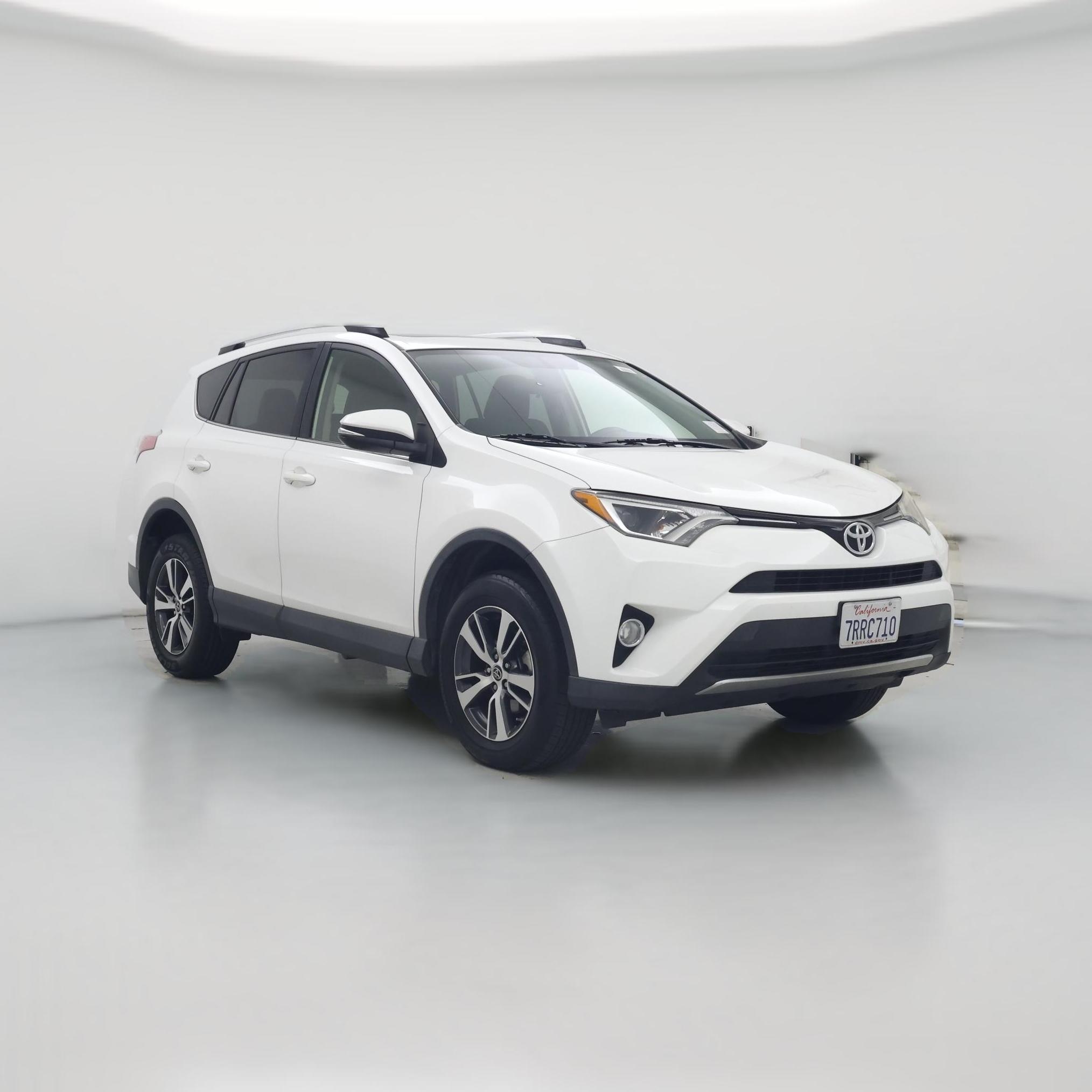 Thumbnail: 2016 Toyota RAV4 - 1