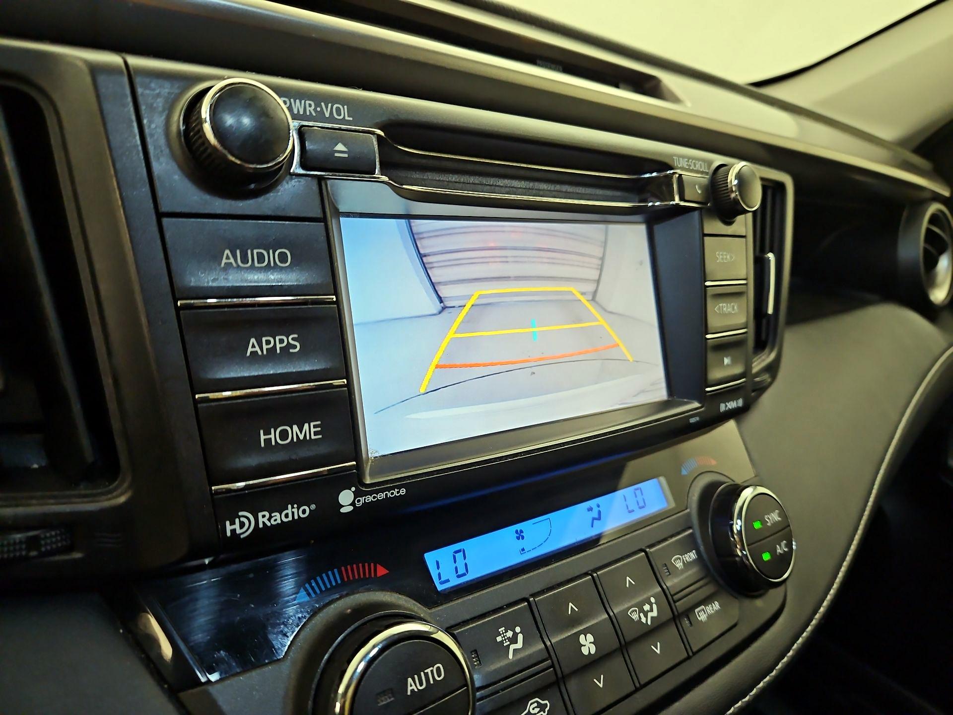 Thumbnail: 2016 Toyota RAV4 - 14