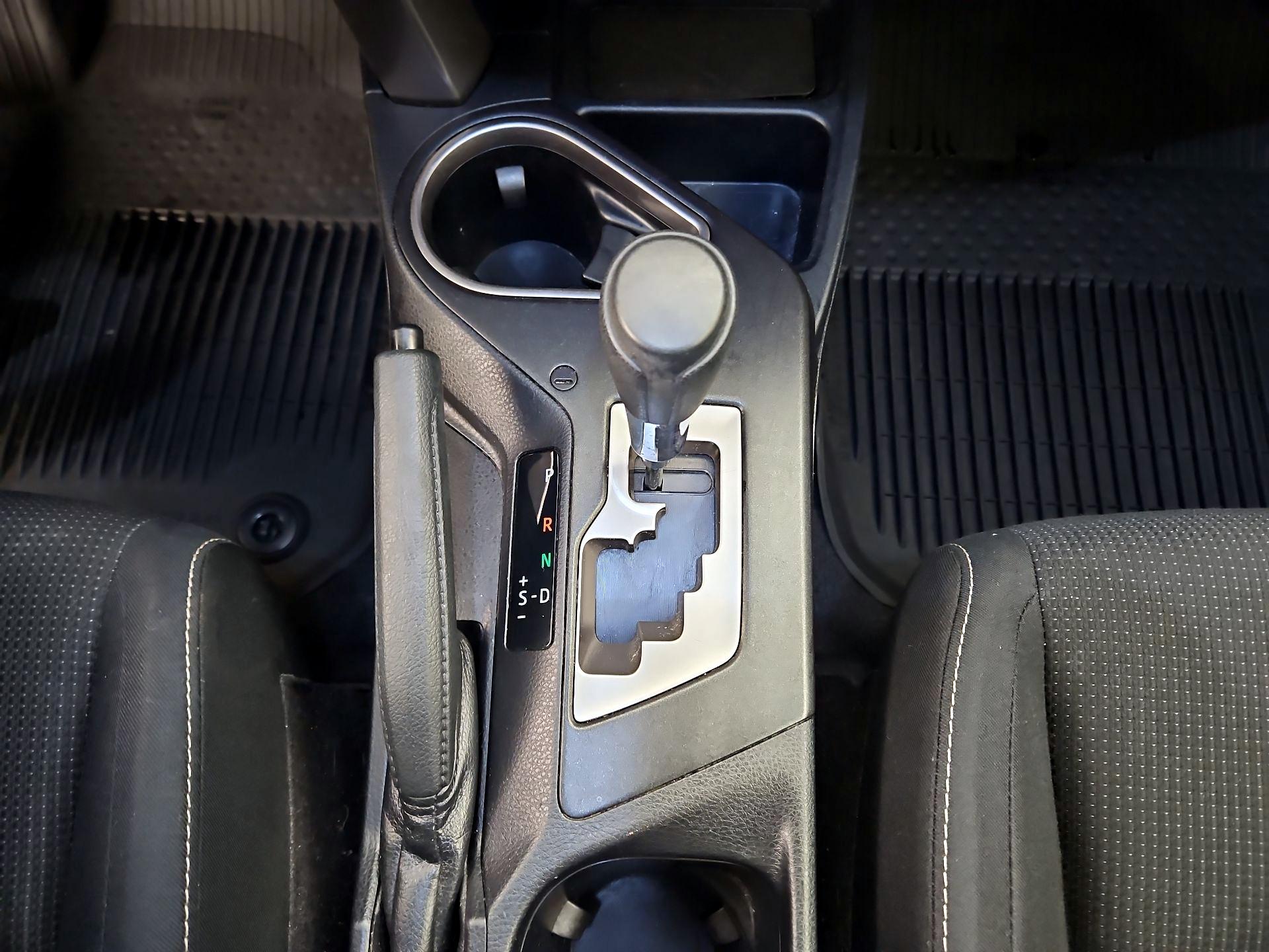 Thumbnail: 2016 Toyota RAV4 - 17