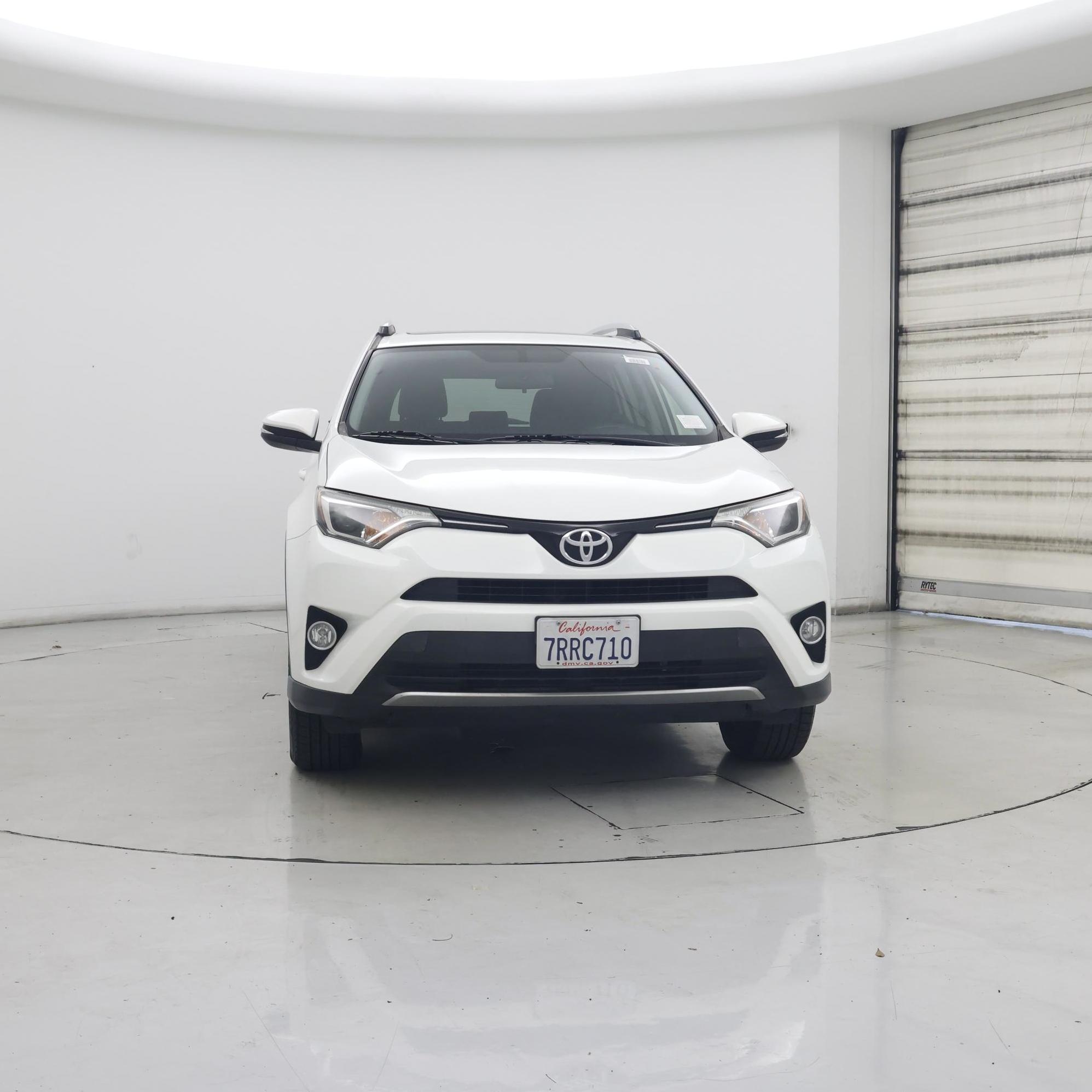 Thumbnail: 2016 Toyota RAV4 - 5