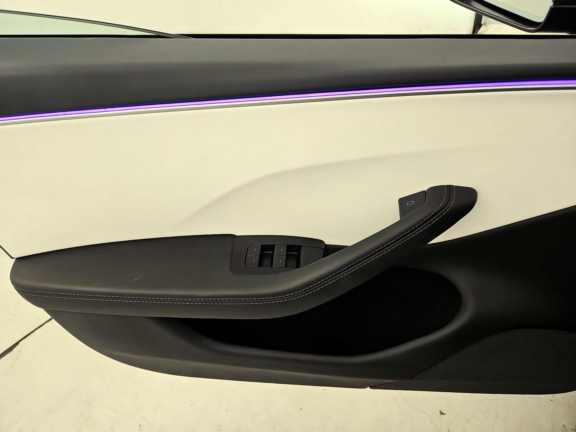 Thumbnail: 2025 Tesla Model 3 - 12