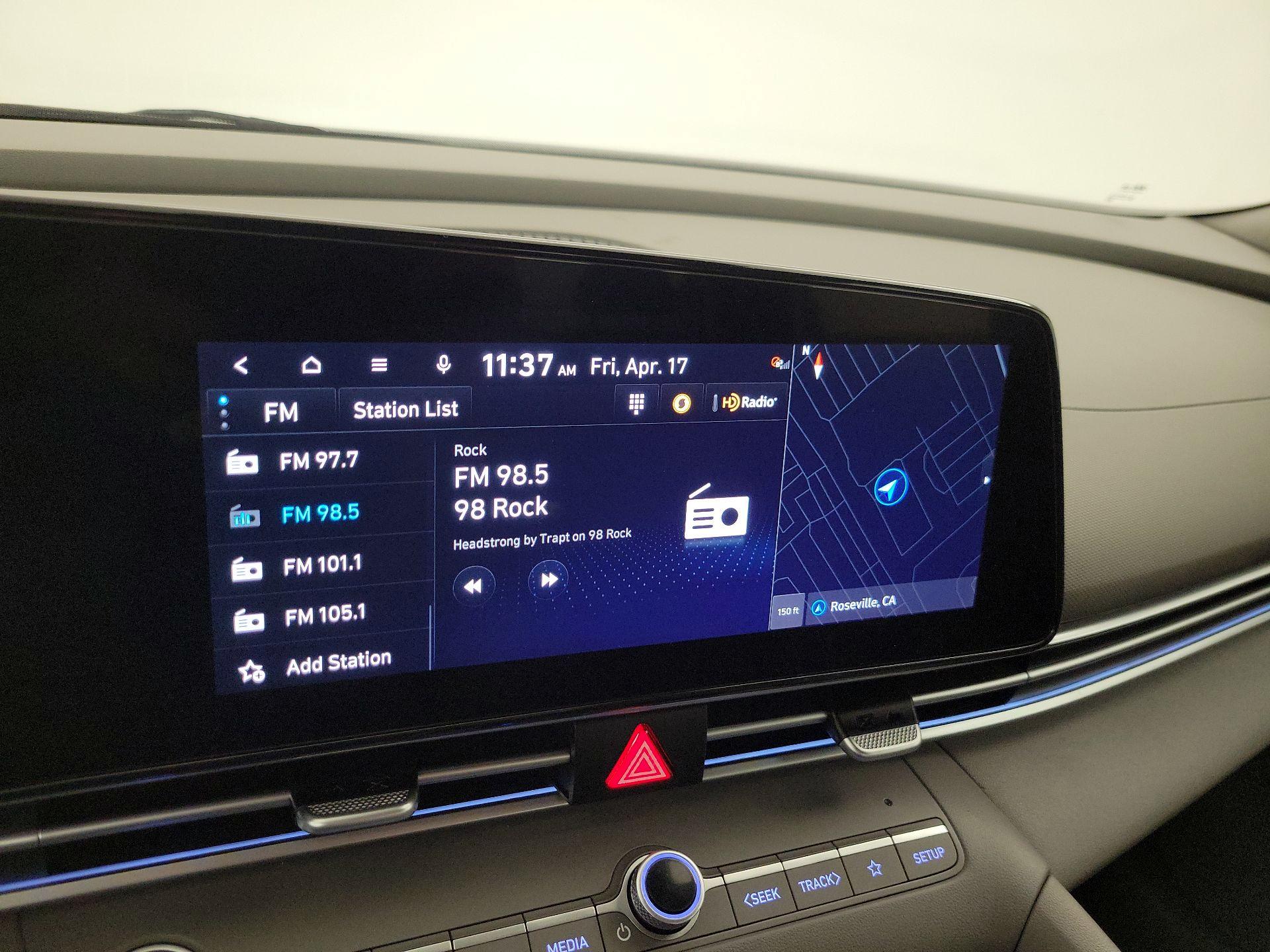 Thumbnail: 2025 Hyundai Elantra - 16