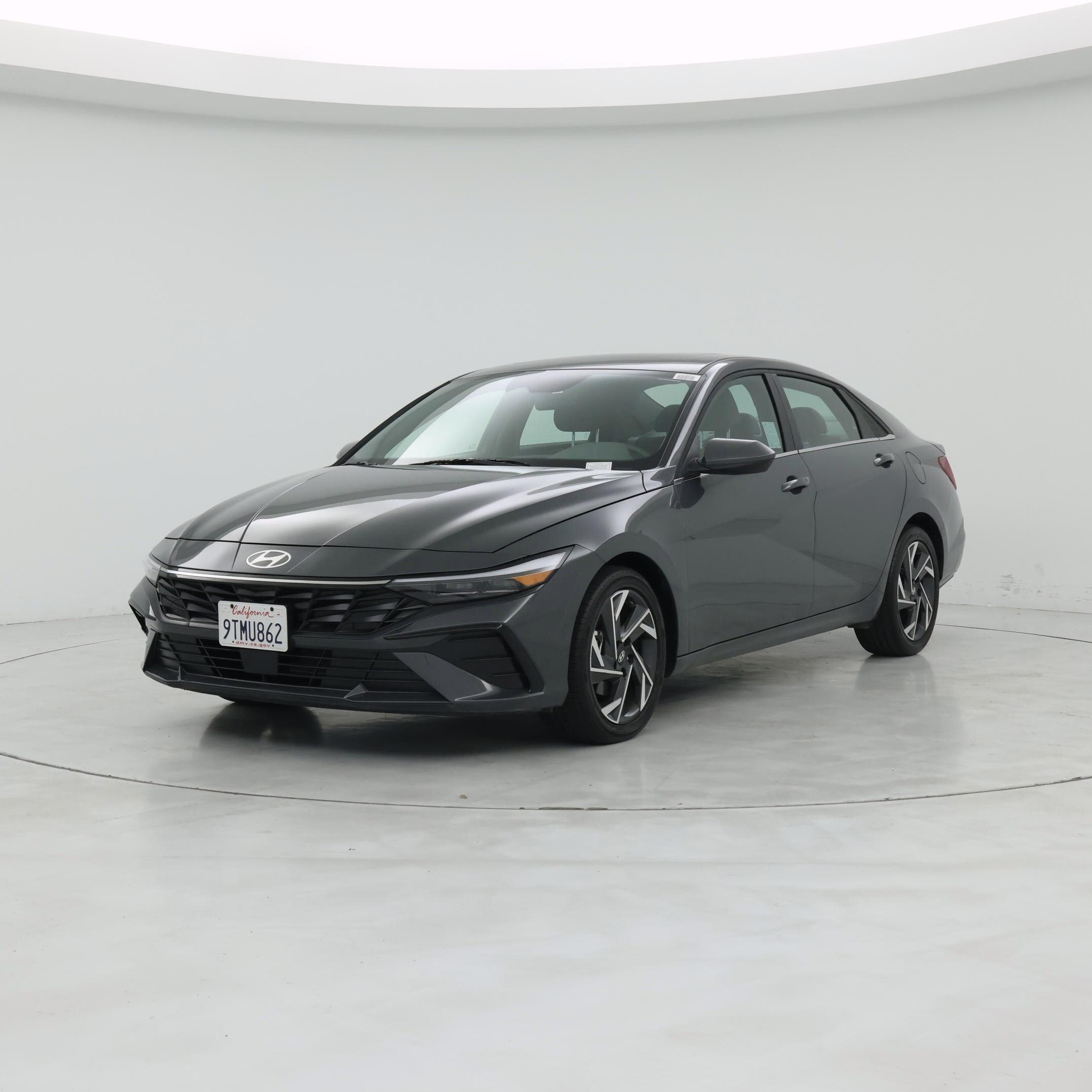 Thumbnail: 2025 Hyundai Elantra - 4