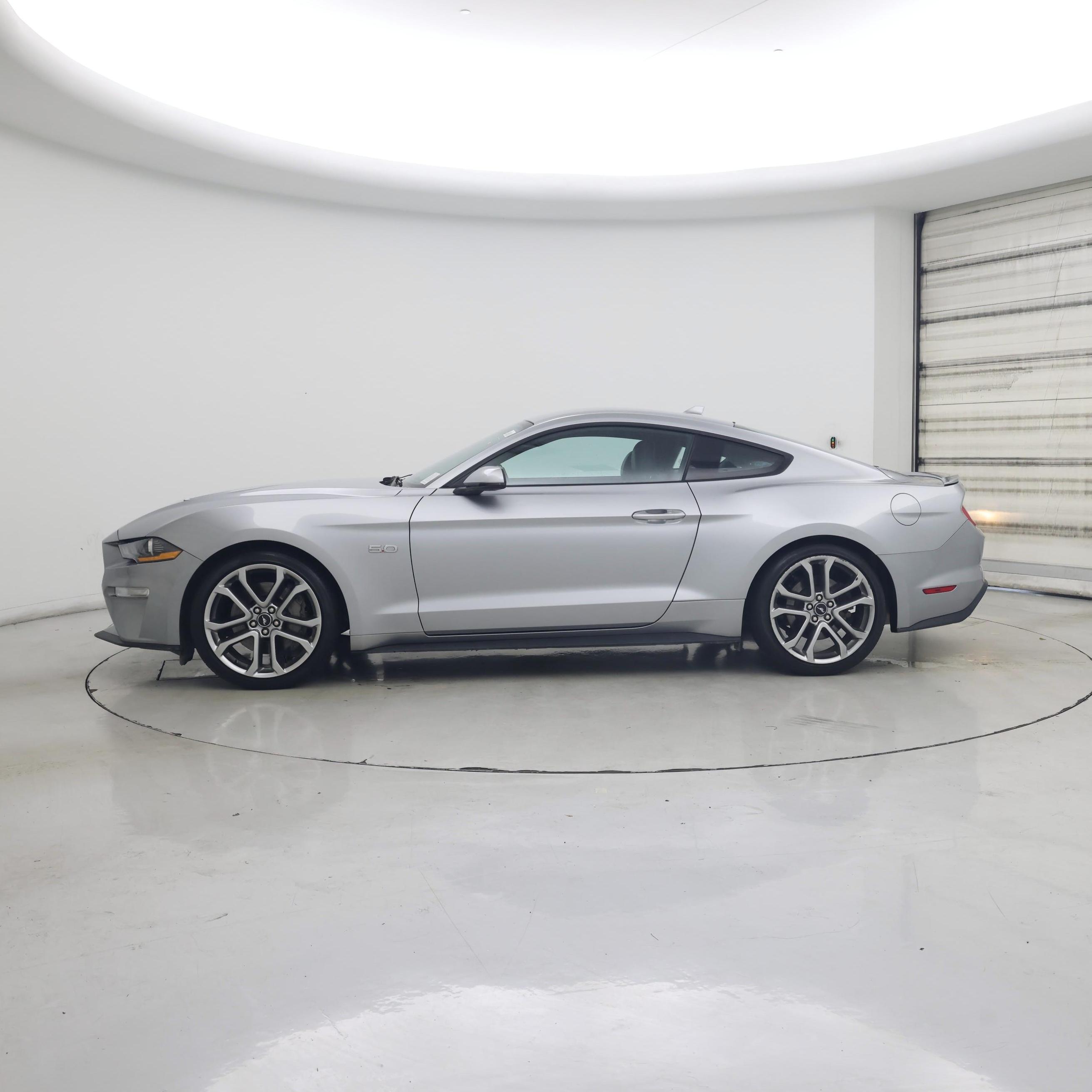 Thumbnail: 2020 Ford Mustang - 3