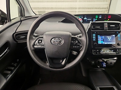 Steering Wheel & Instrument Cluster (On)