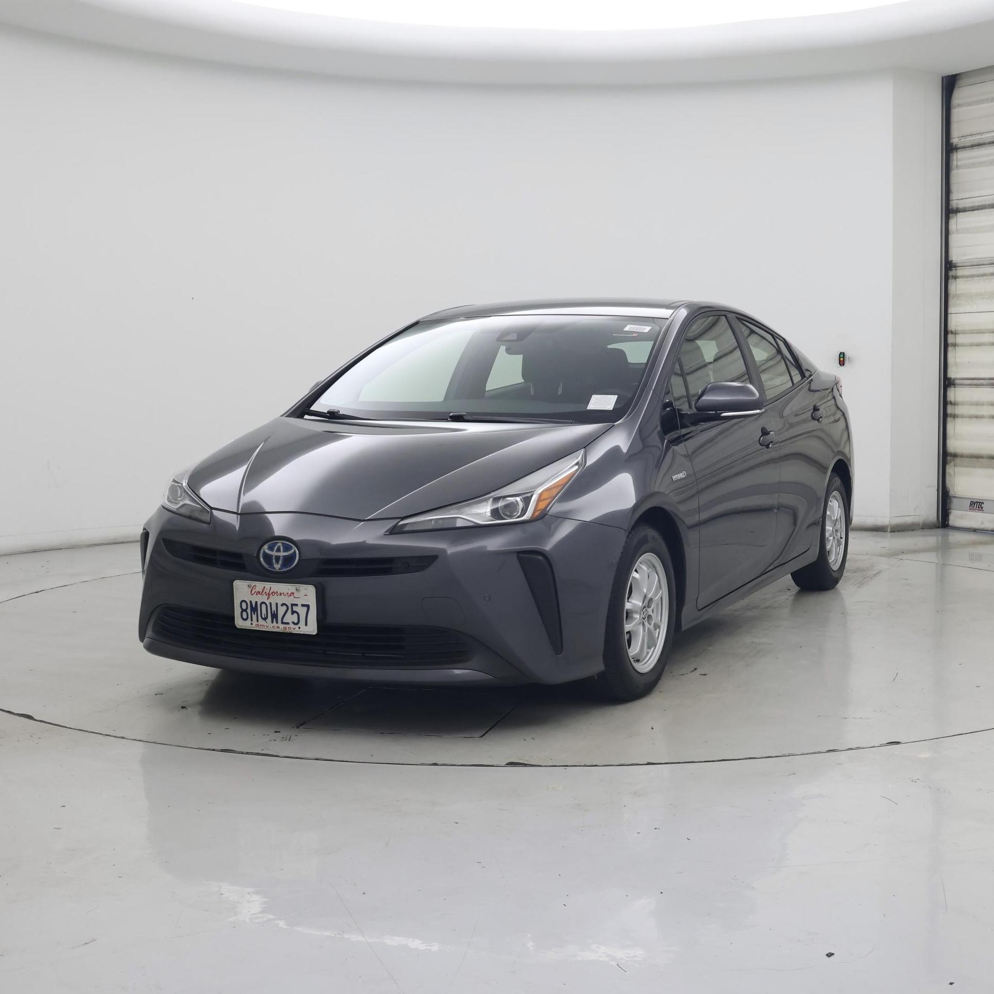 Thumbnail: 2019 Toyota Prius - 4
