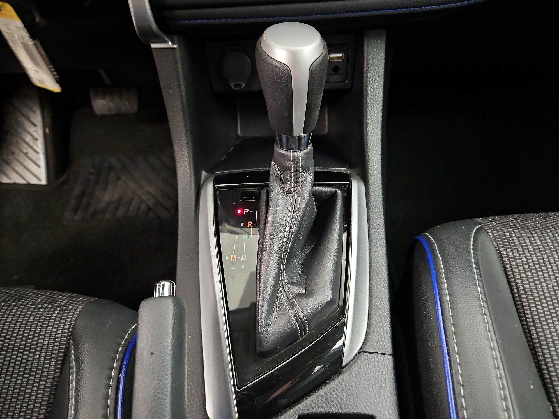 Thumbnail: 2017 Toyota Corolla - 17