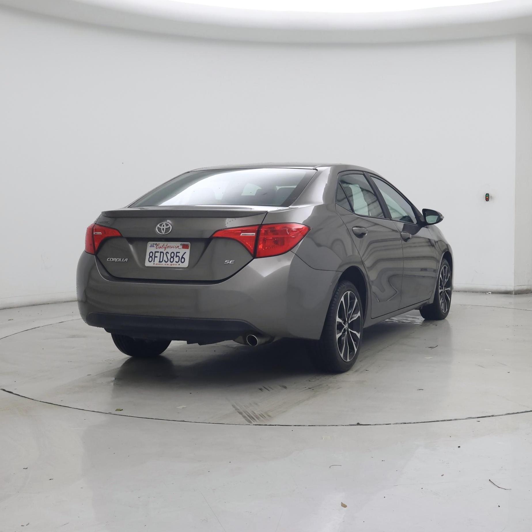 Thumbnail: 2017 Toyota Corolla - 8