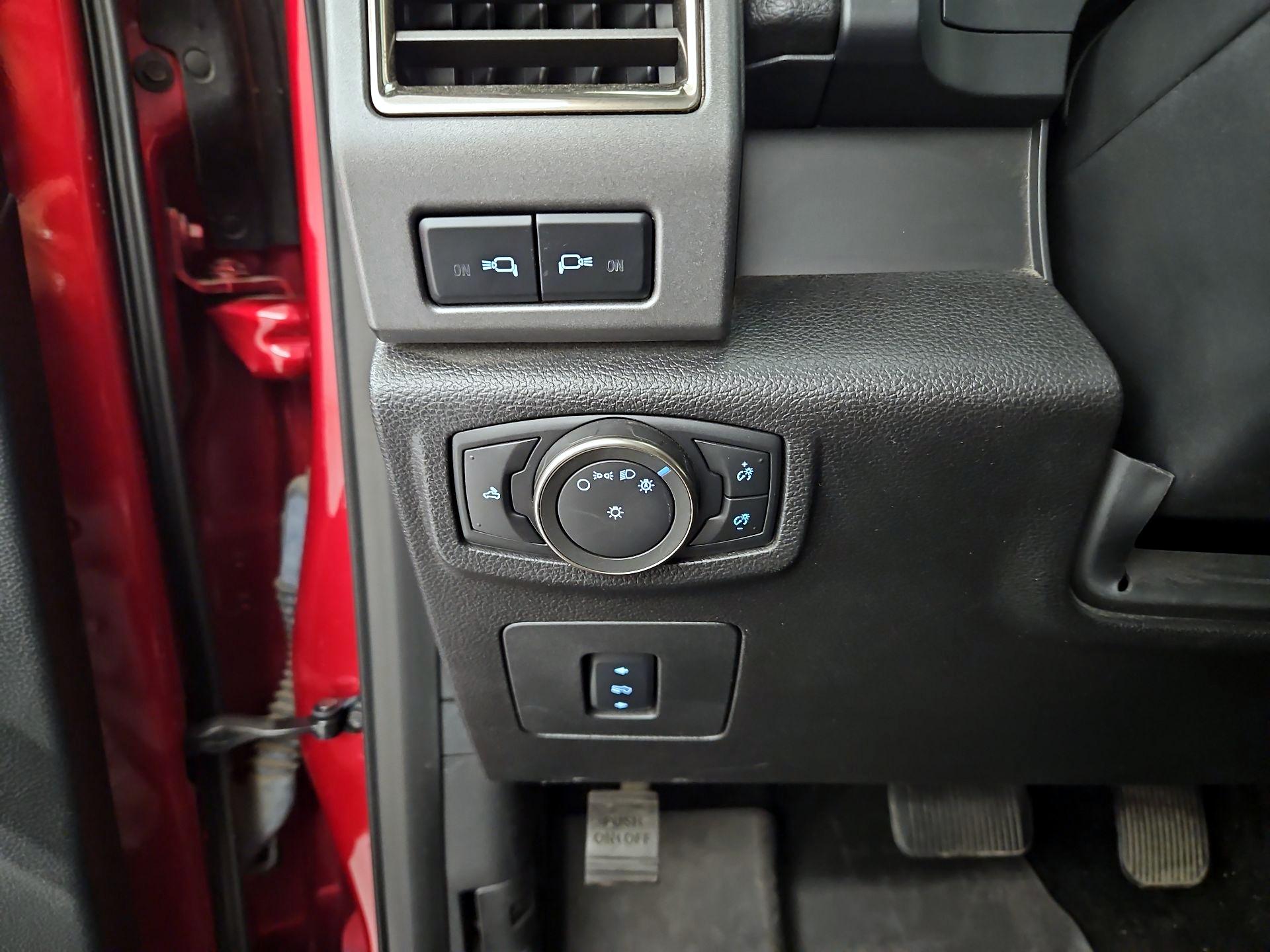 Thumbnail: 2017 Ford F-150 - 13