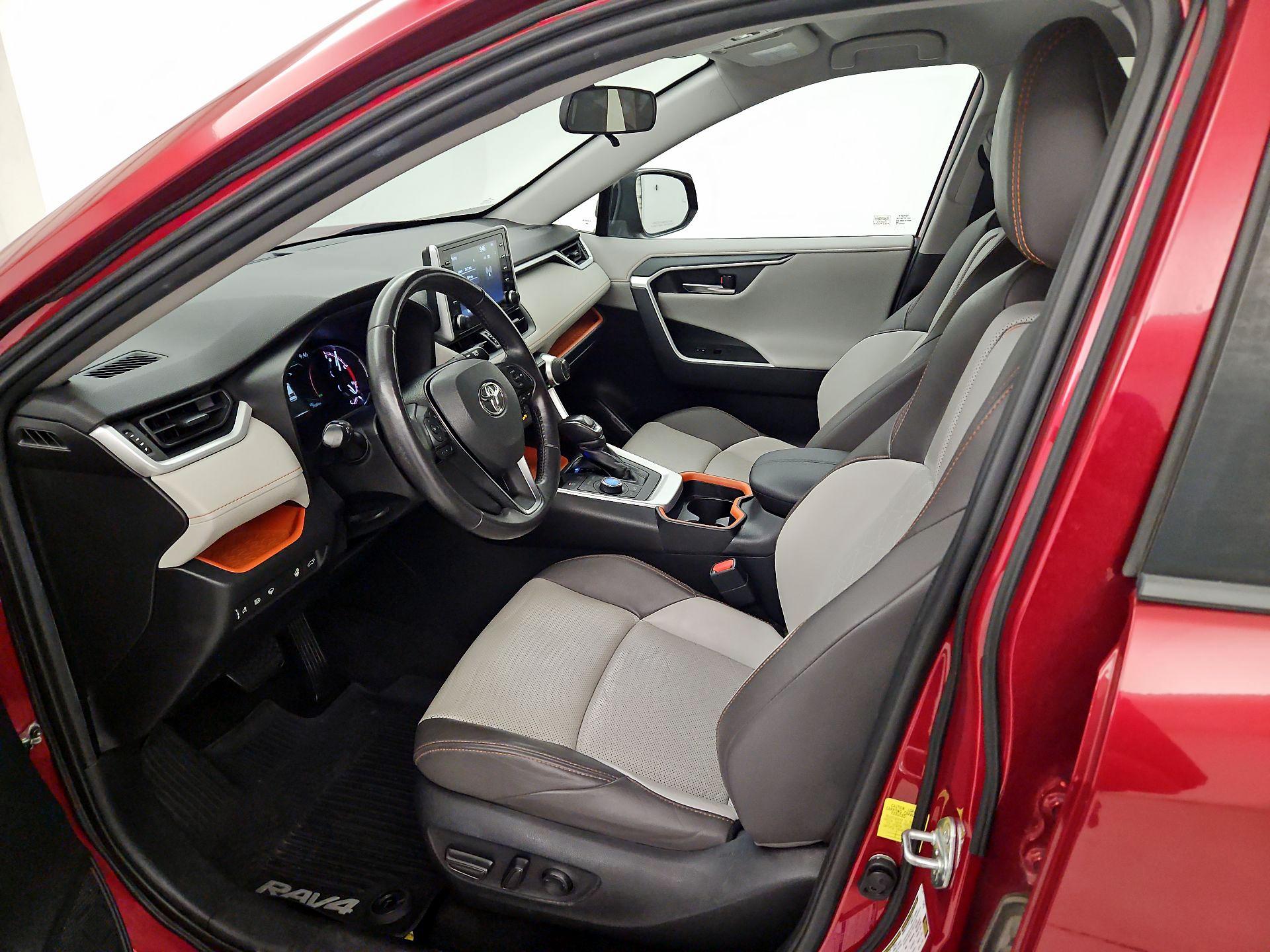 Thumbnail: 2019 Toyota RAV4 - 11