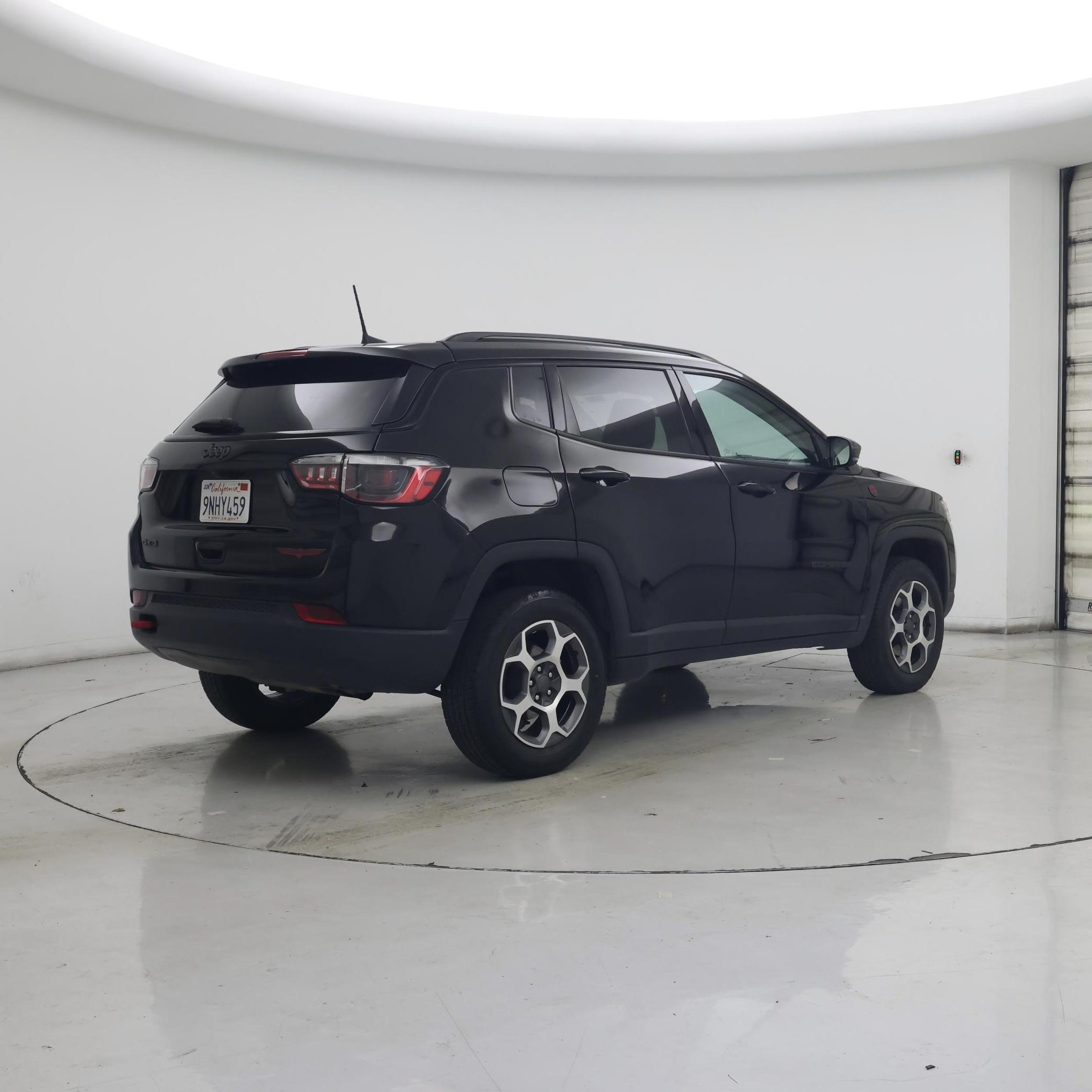 Thumbnail: 2022 Jeep Compass - 8