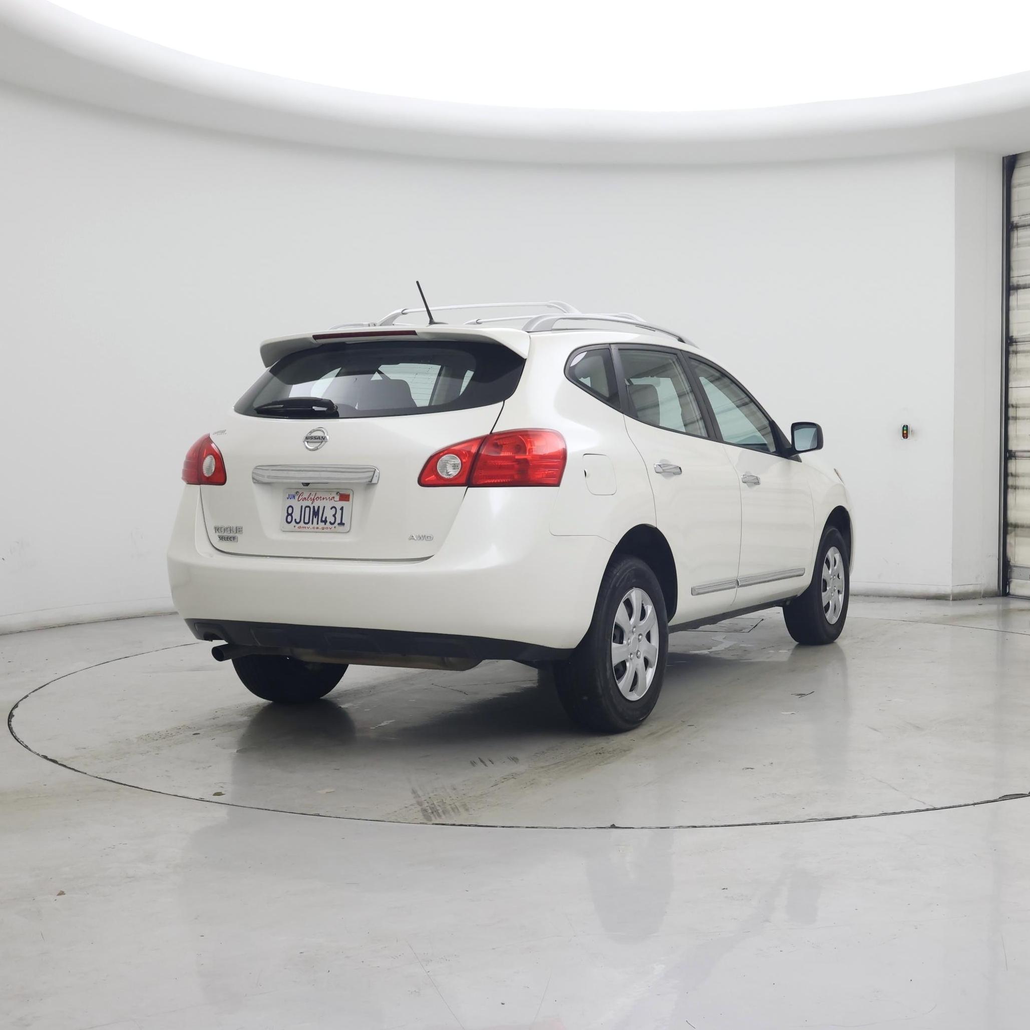 Thumbnail: 2015 Nissan Rogue - 8