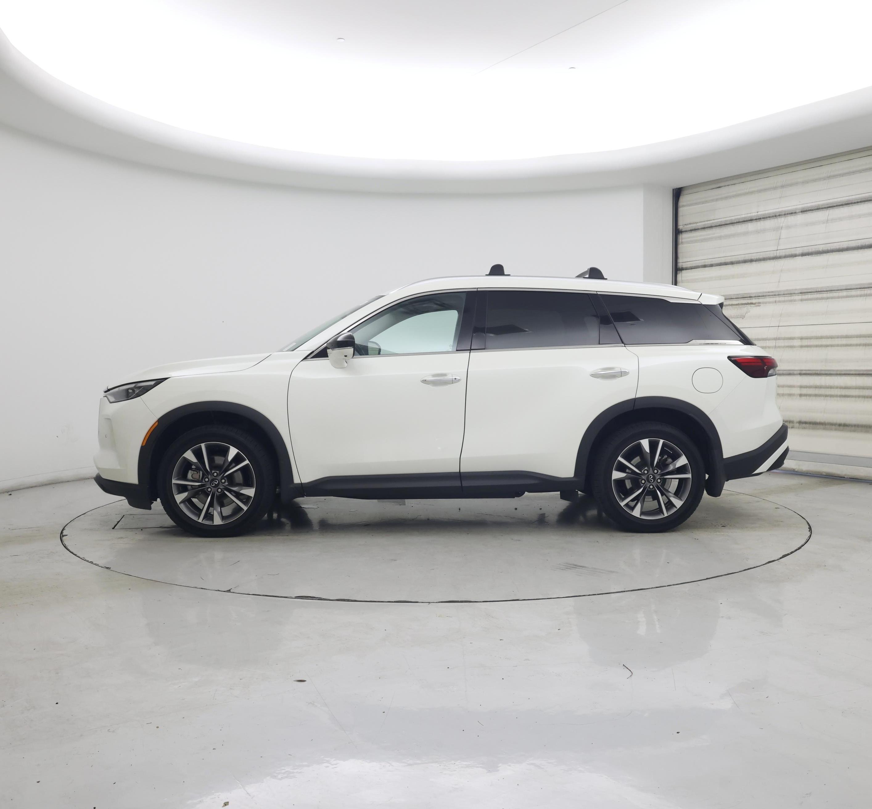 Thumbnail: 2023 INFINITI QX60 - 3