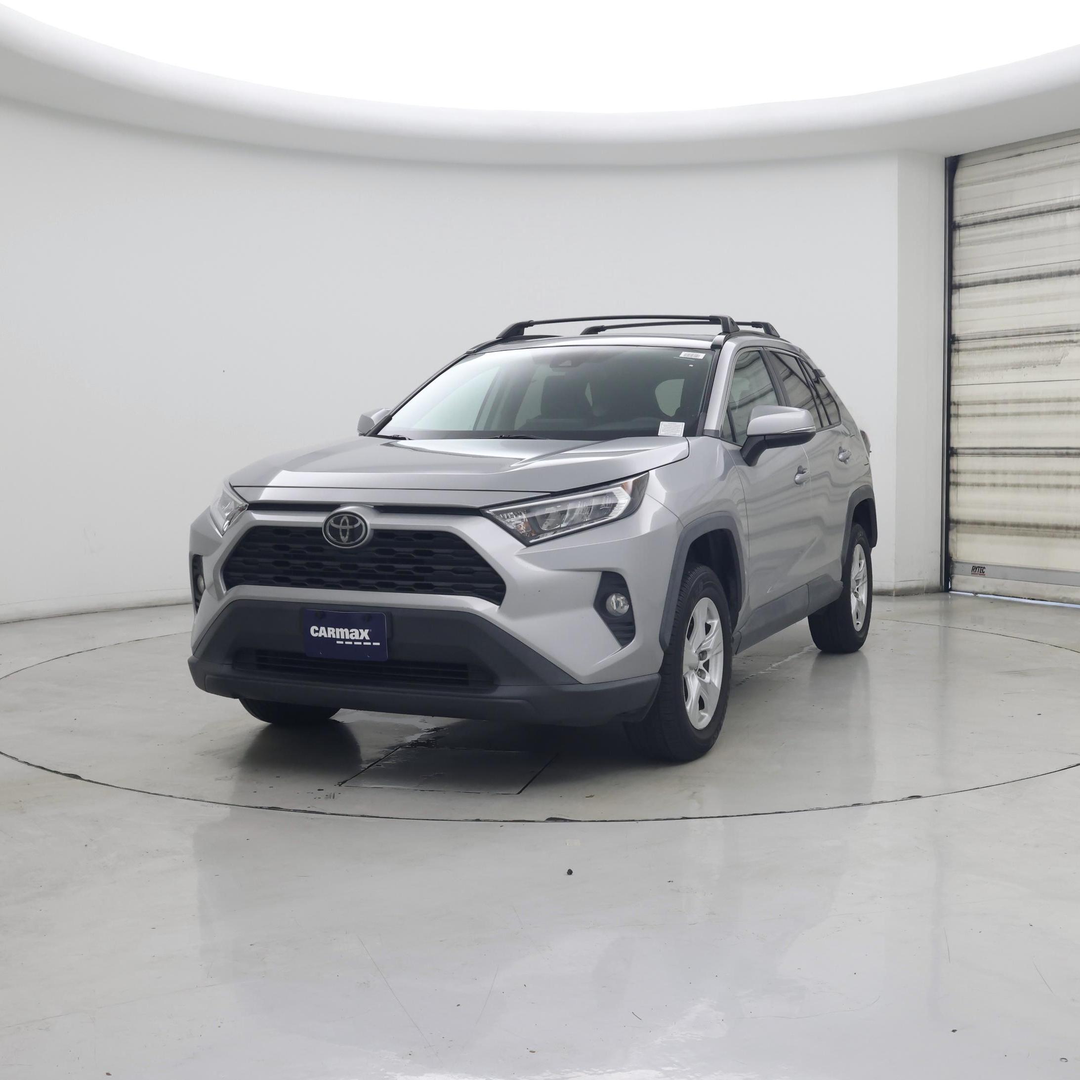 Thumbnail: 2019 Toyota RAV4 - 4