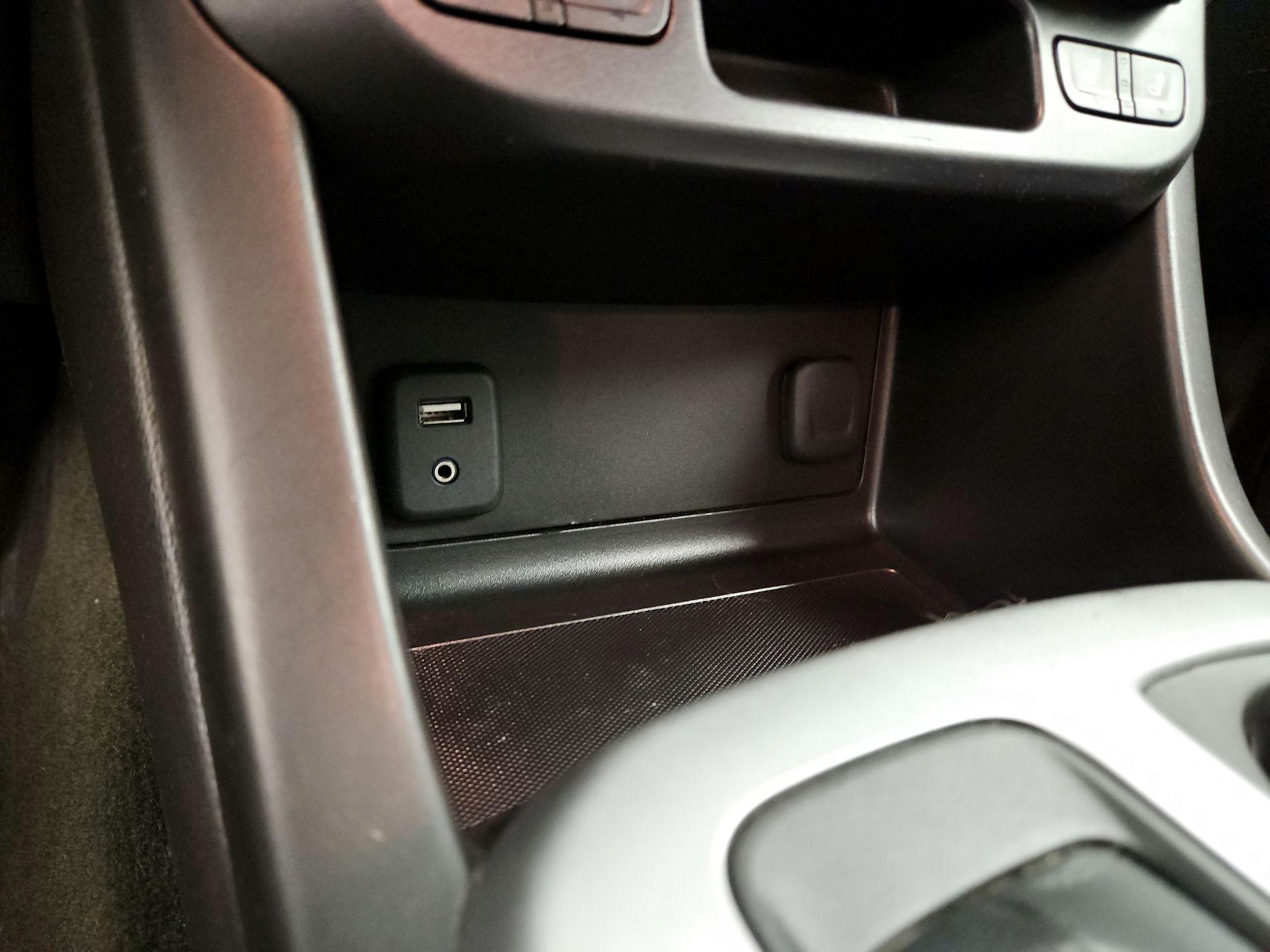 Thumbnail: 2016 Chevrolet Colorado - 19