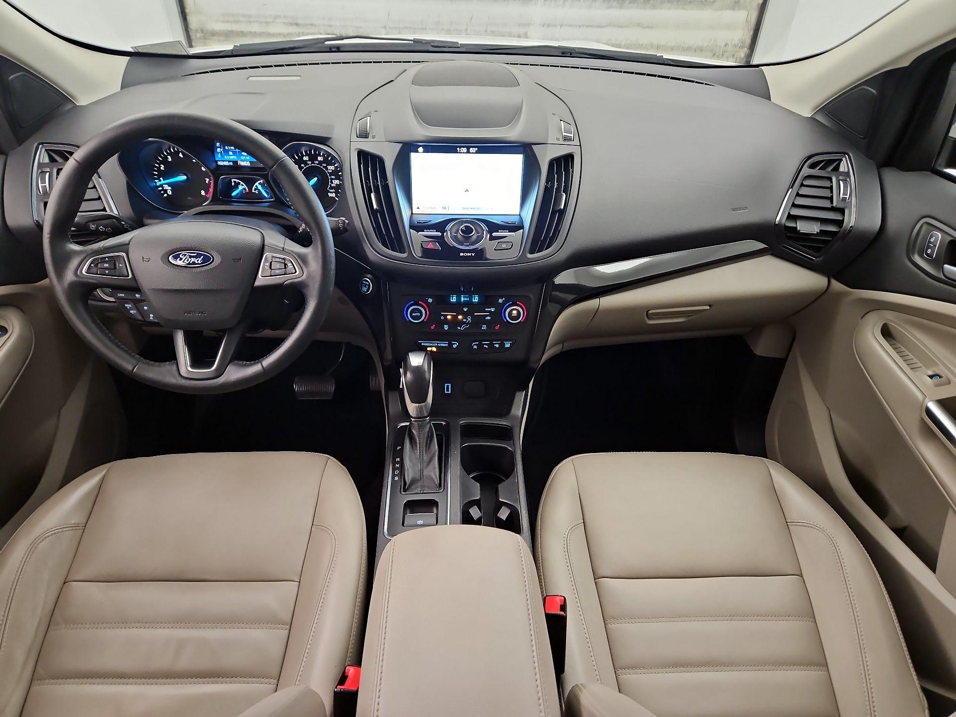 Thumbnail: 2019 Ford Escape - 9