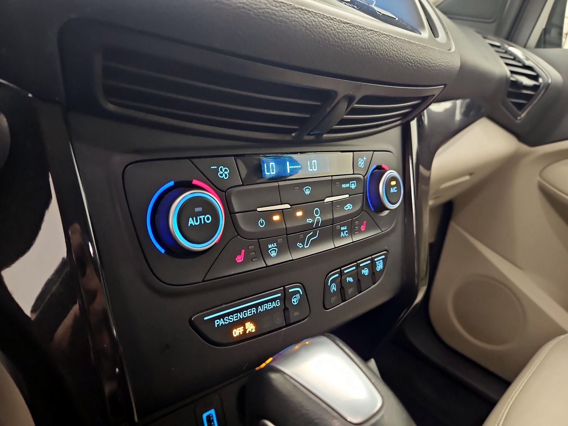 Thumbnail: 2019 Ford Escape - 17