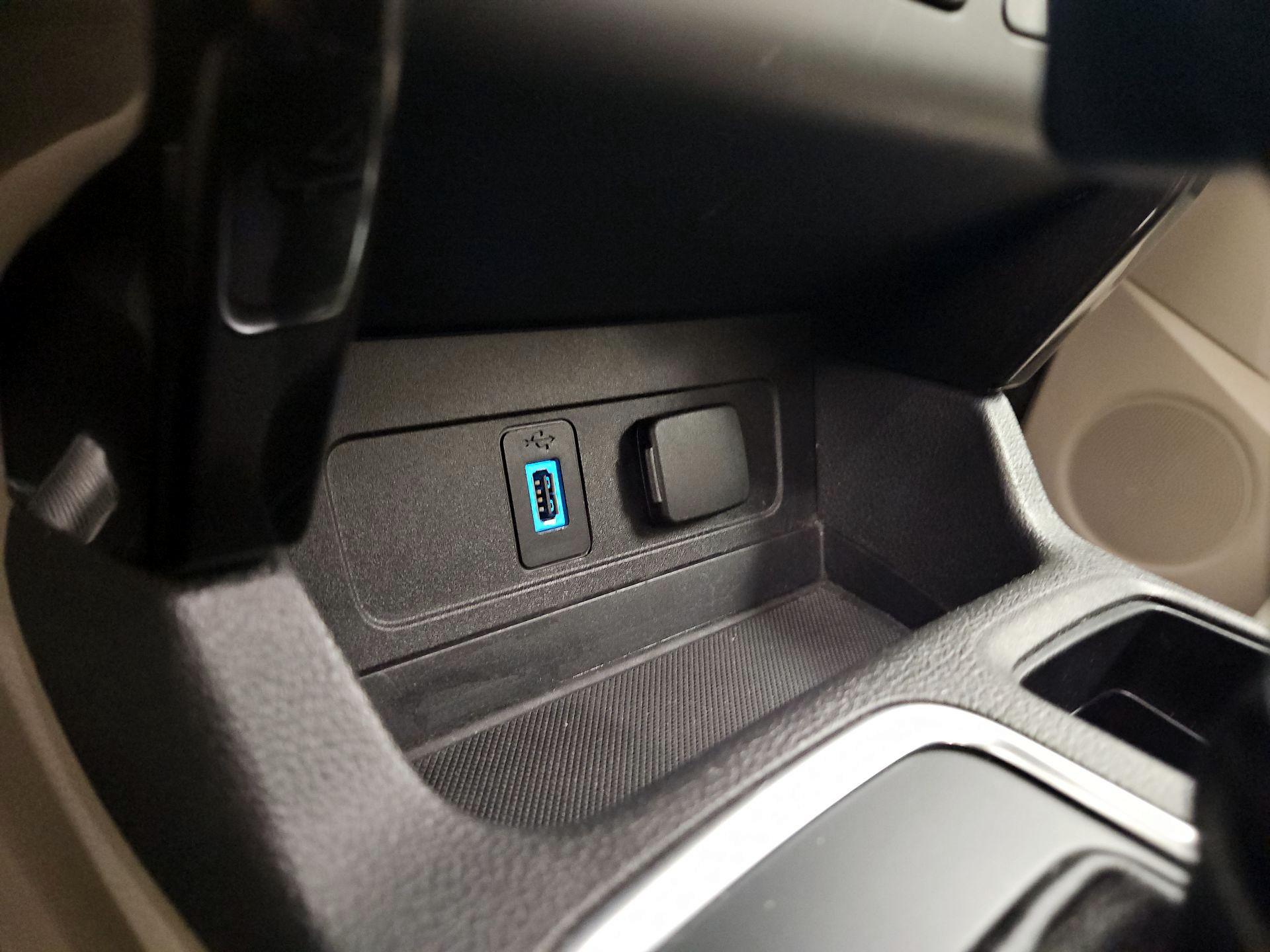 Thumbnail: 2019 Ford Escape - 19