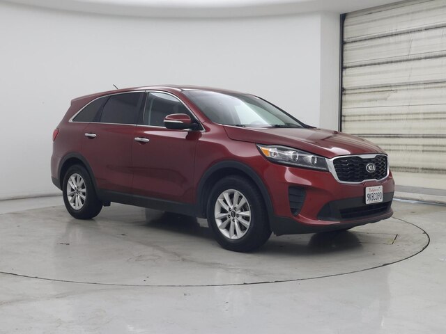 Red 2020 Kia Sorento L FWD SUV / Crossover Front-Wheel Drive Automatic