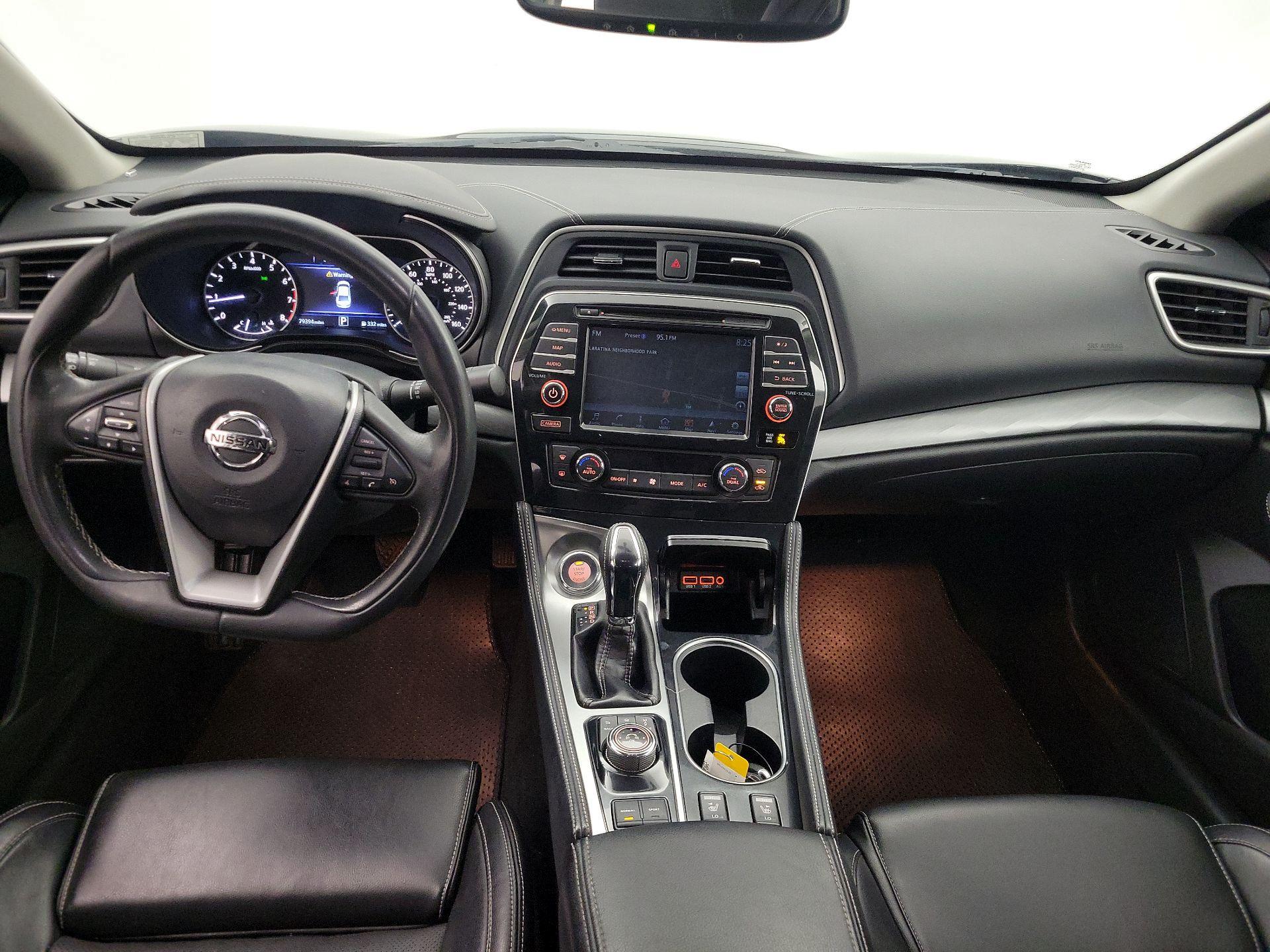 Thumbnail: 2017 Nissan Maxima - 9
