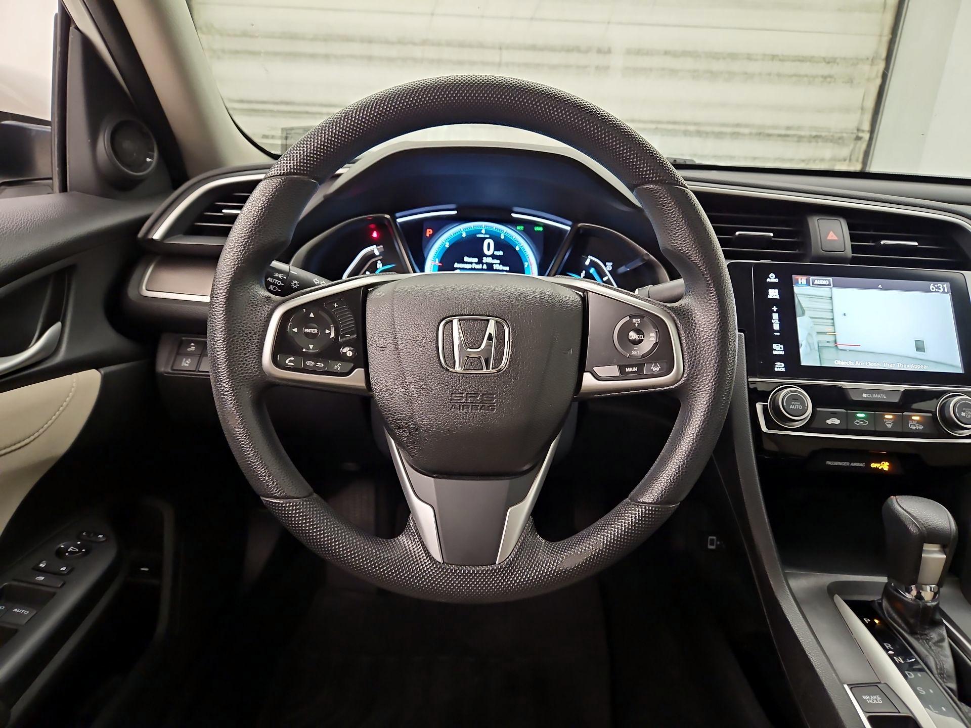 Thumbnail: 2017 Honda Civic - 10