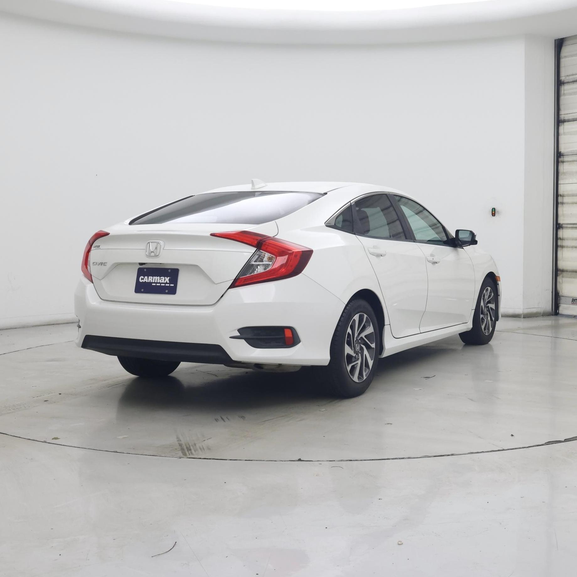 Thumbnail: 2017 Honda Civic - 8