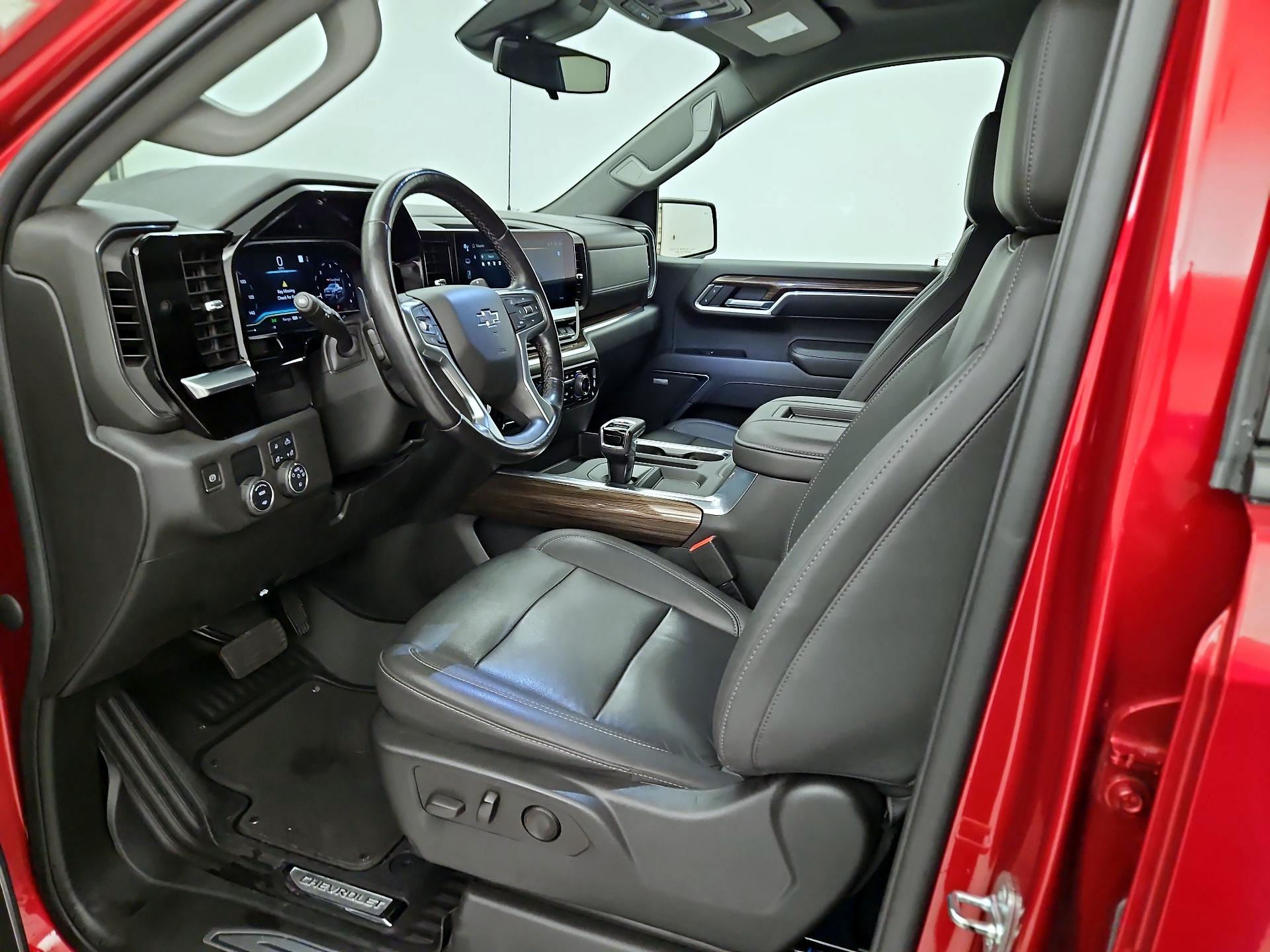 Thumbnail: 2022 Chevrolet Silverado 1500 - 11