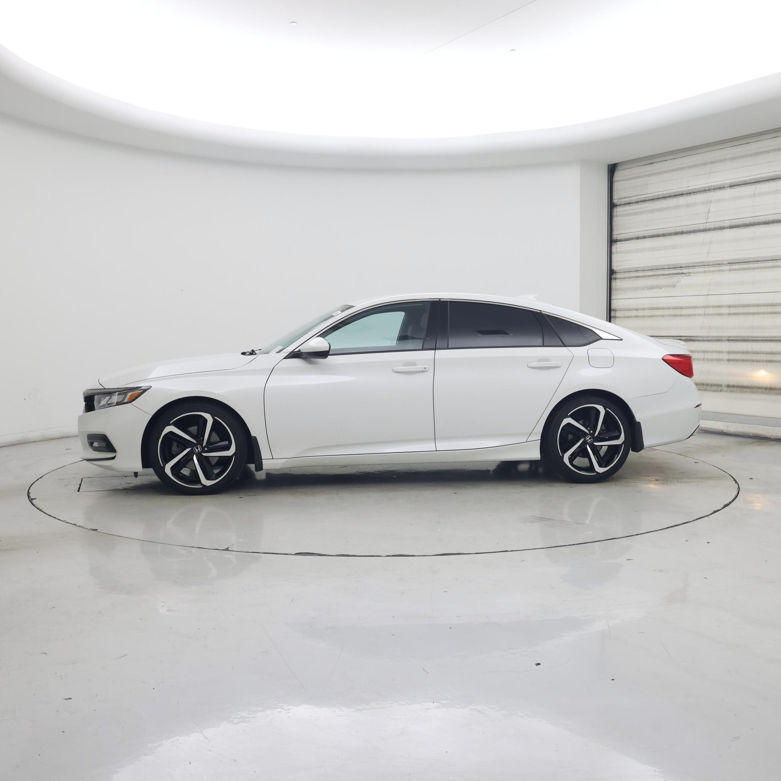 Thumbnail: 2019 Honda Accord - 3