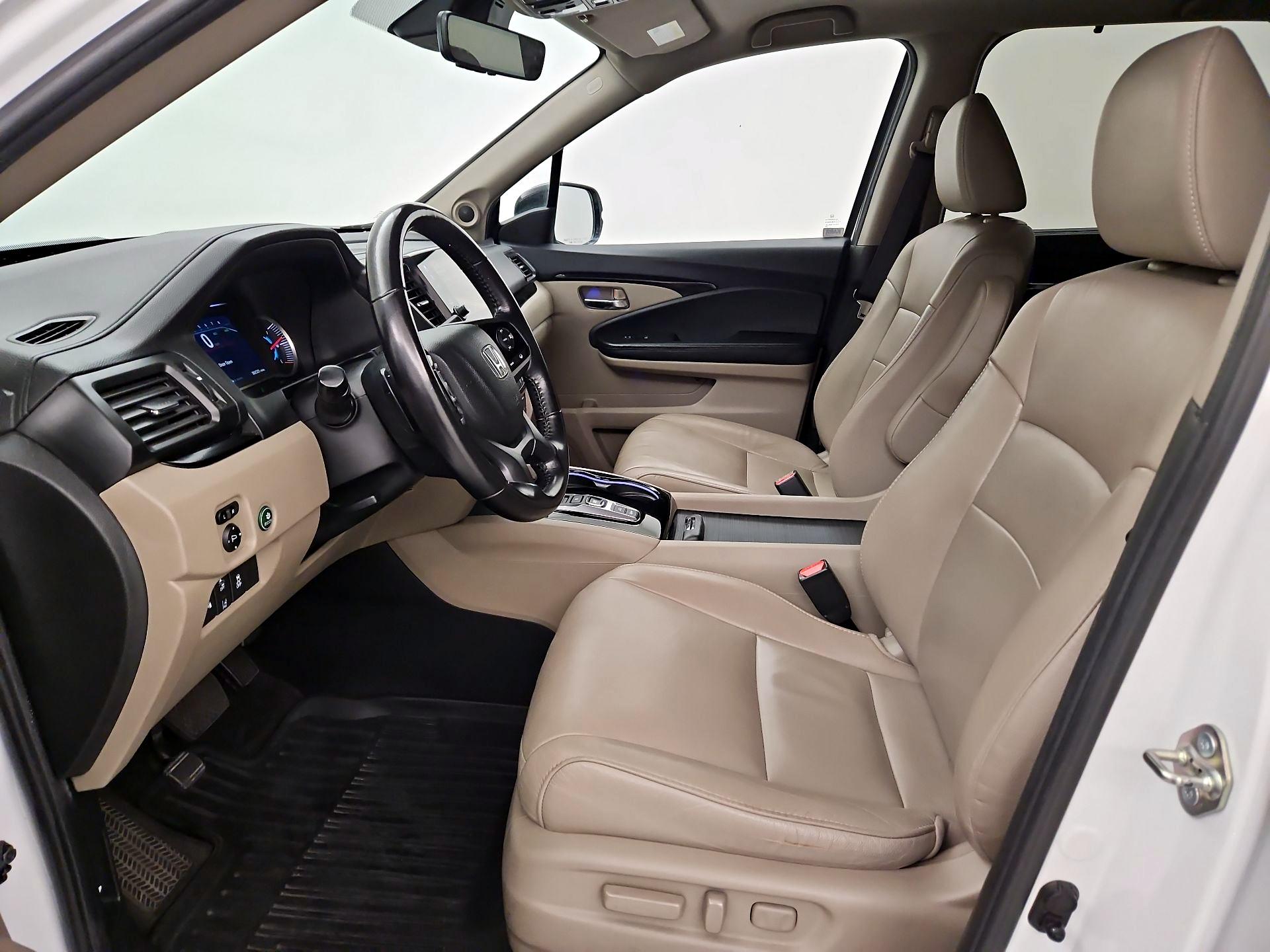Thumbnail: 2020 Honda Pilot - 11