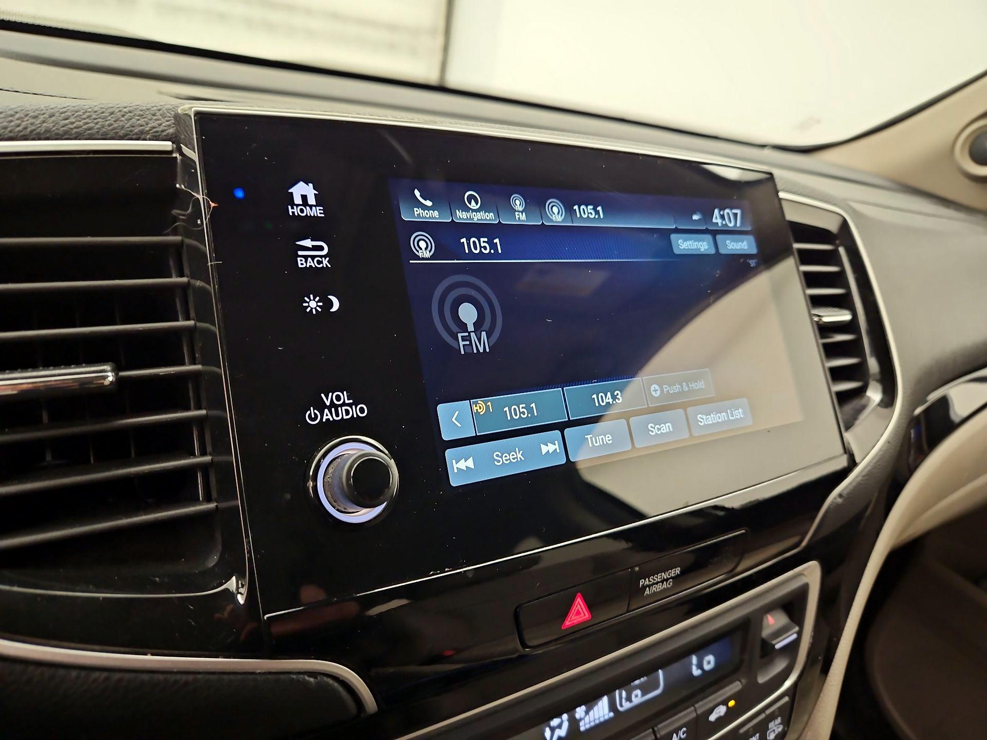 Thumbnail: 2020 Honda Pilot - 16