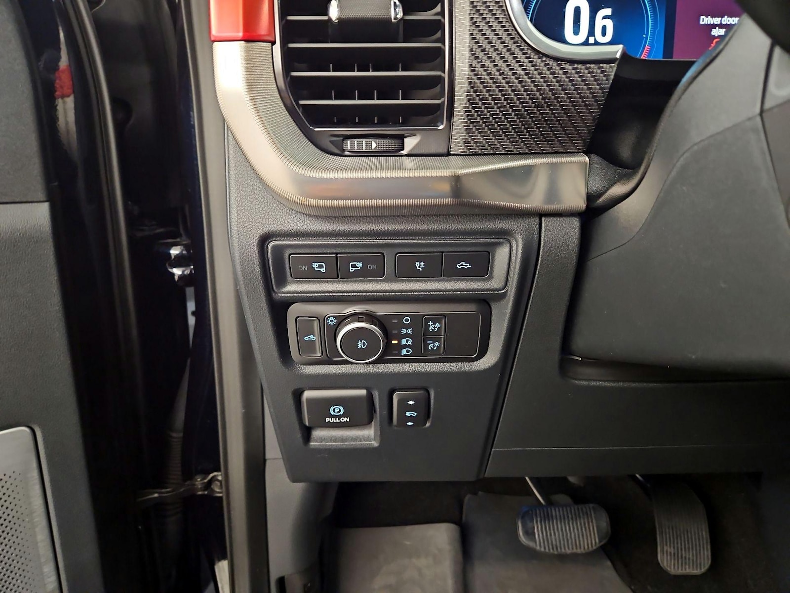 2021 Ford F-150 Raptor - Photo 14
