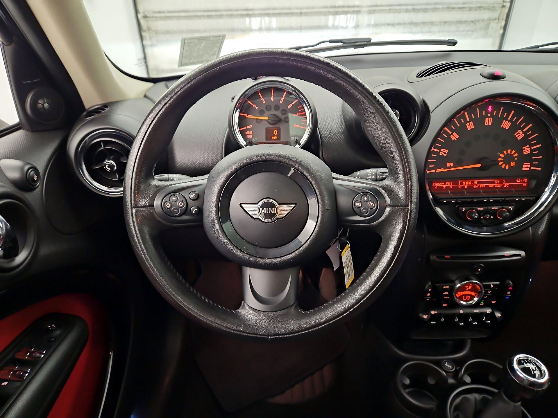 Thumbnail: 2016 MINI Cooper Countryman - 10