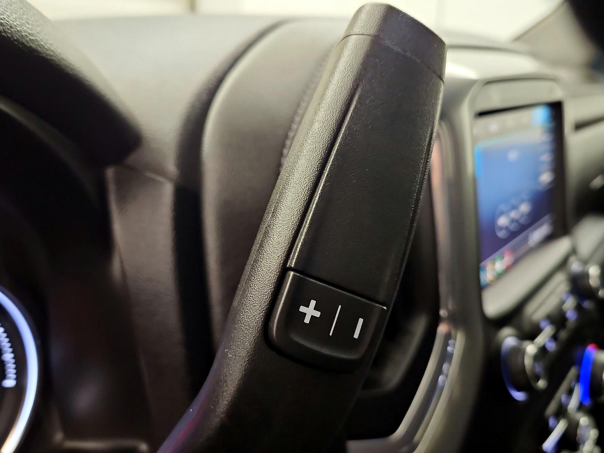 Thumbnail: 2020 Chevrolet Silverado 1500 - 17