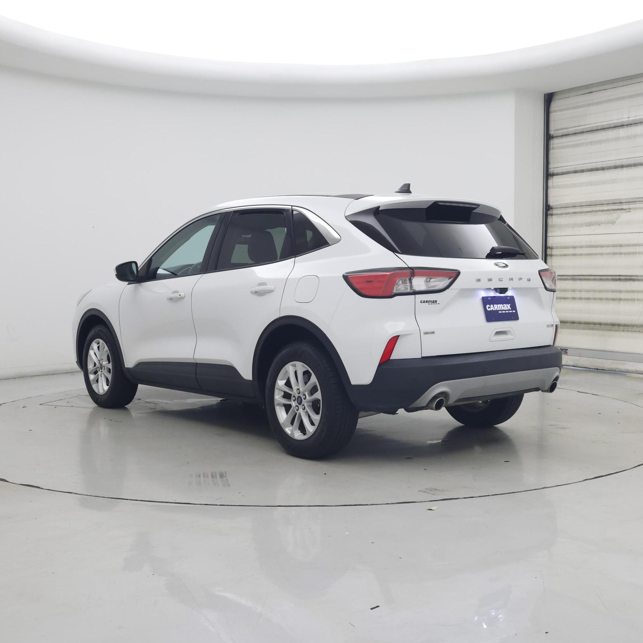 Thumbnail: 2020 Ford Escape - 2