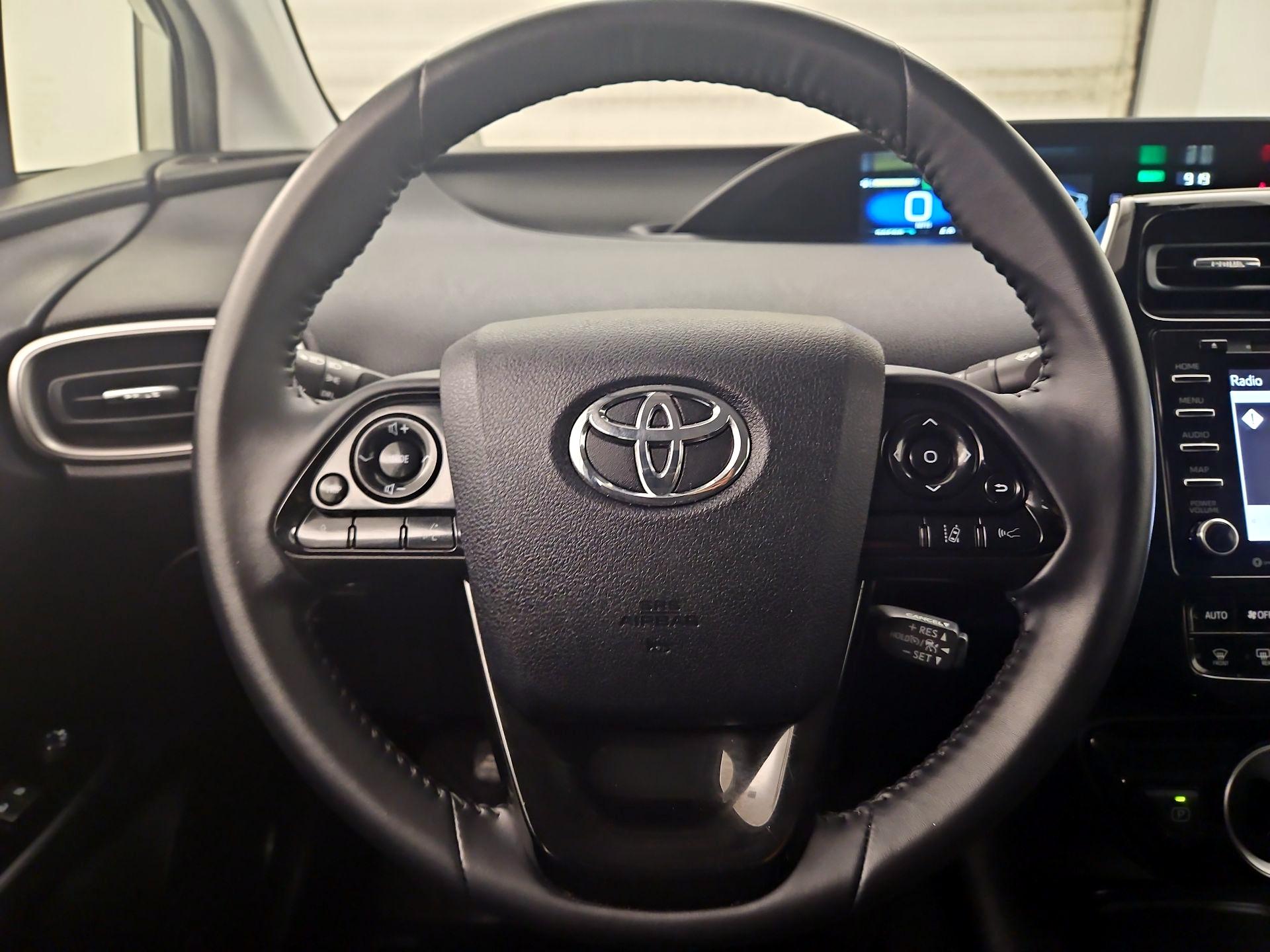 Thumbnail: 2021 Toyota Prius Prime - 10