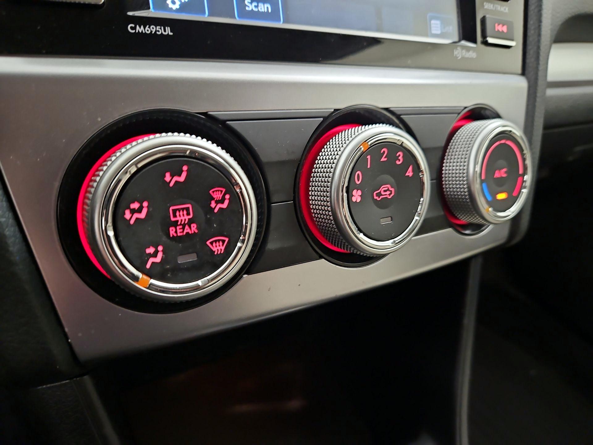 Thumbnail: 2016 Subaru XV Crosstrek - 15