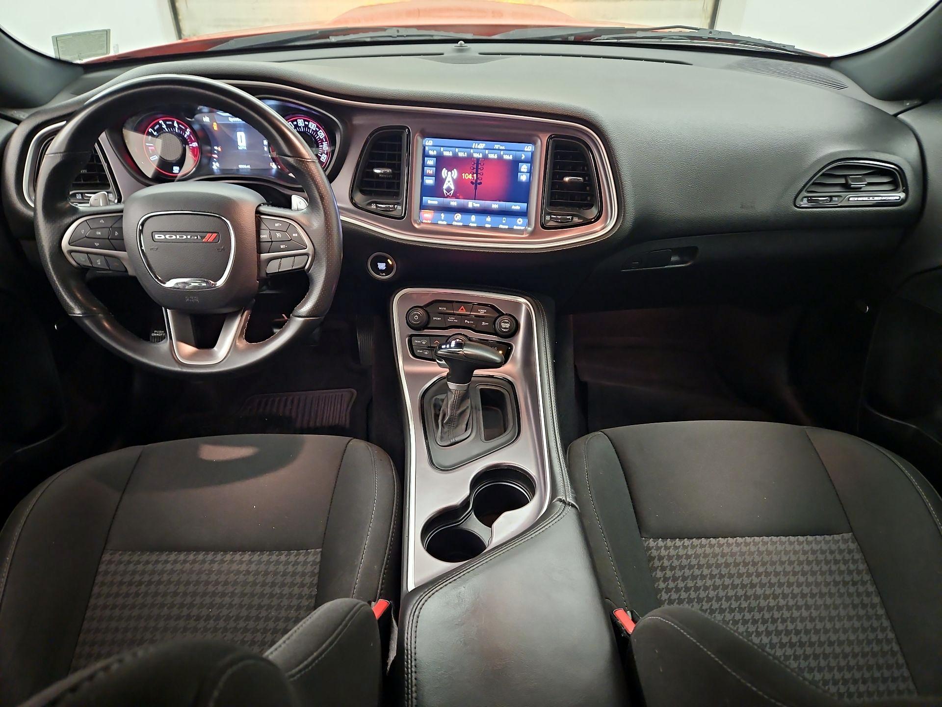 Thumbnail: 2019 Dodge Challenger - 9