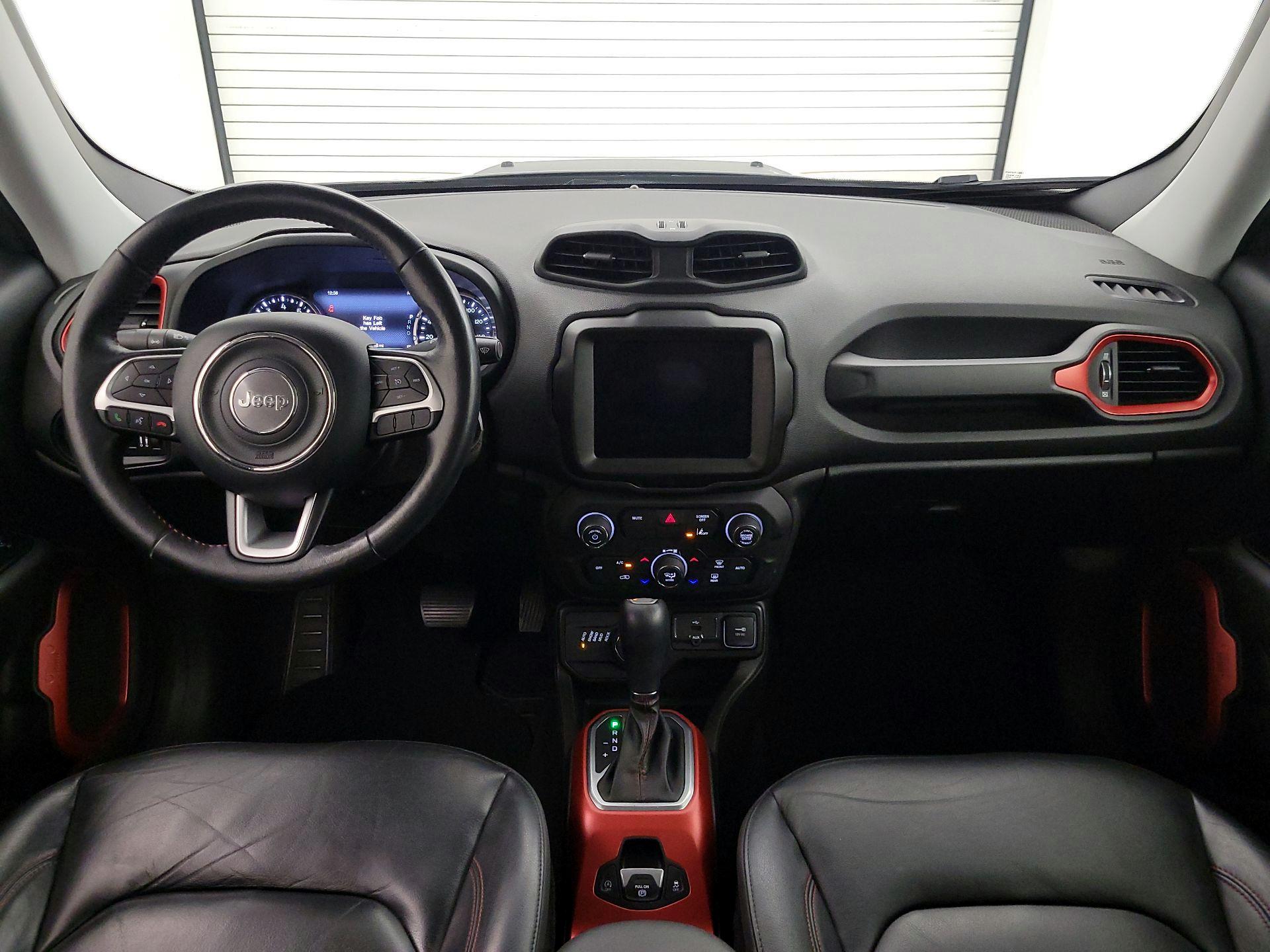 Thumbnail: 2021 Jeep Renegade - 9