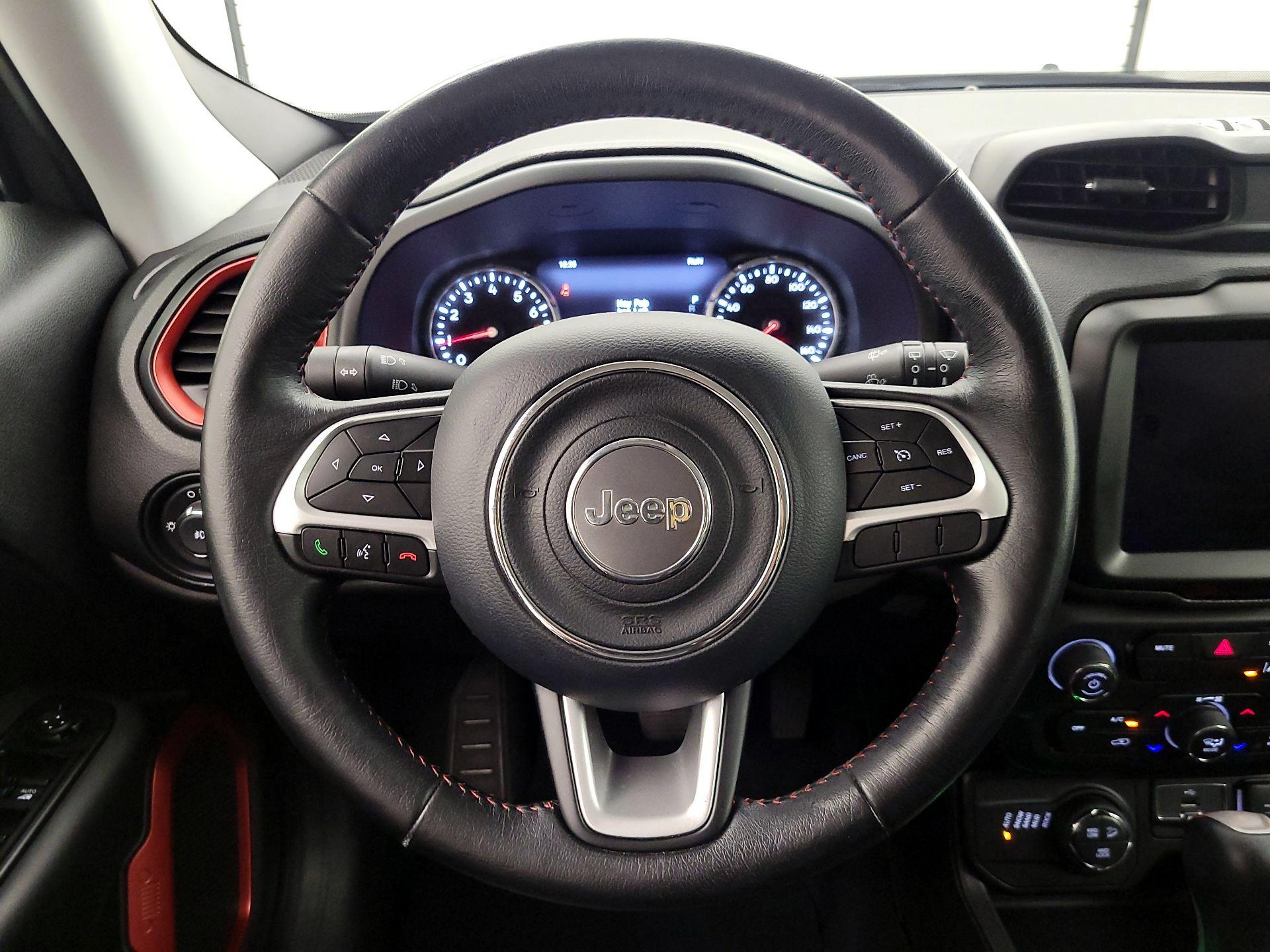 Thumbnail: 2021 Jeep Renegade - 10