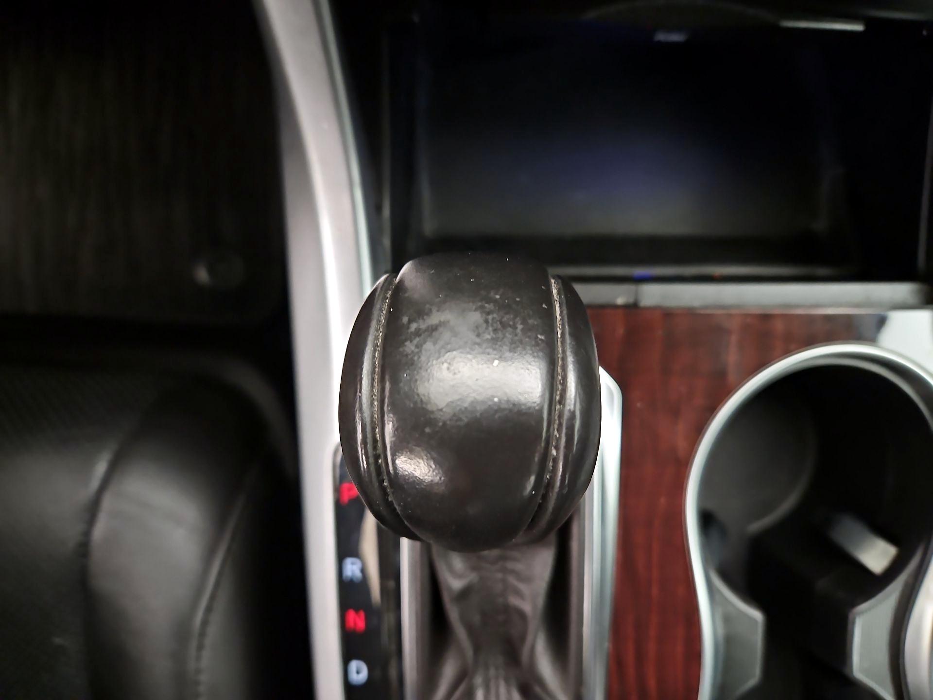 Thumbnail: 2015 Acura TLX - 17