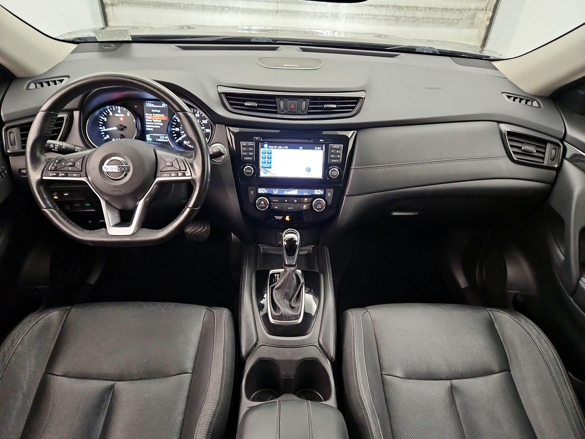 Thumbnail: 2017 Nissan Rogue - 9