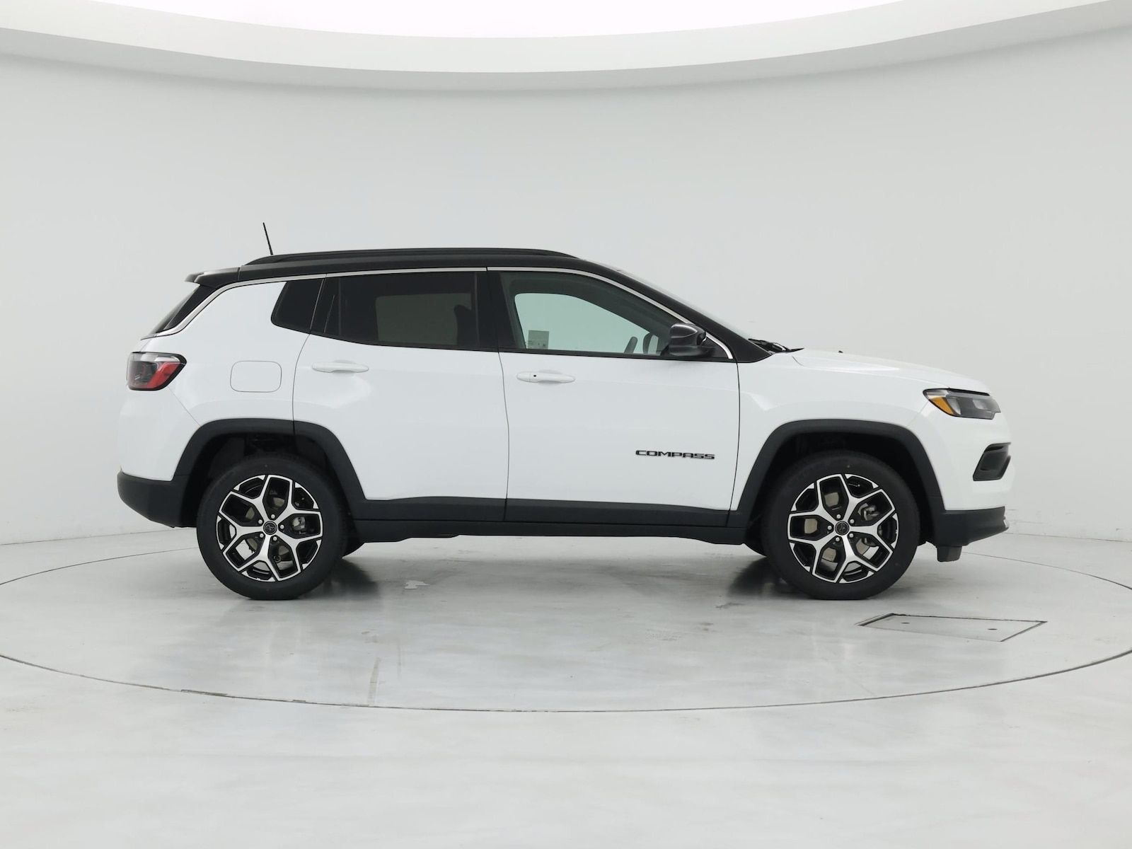 2025 Jeep Compass Limited - Photo 8