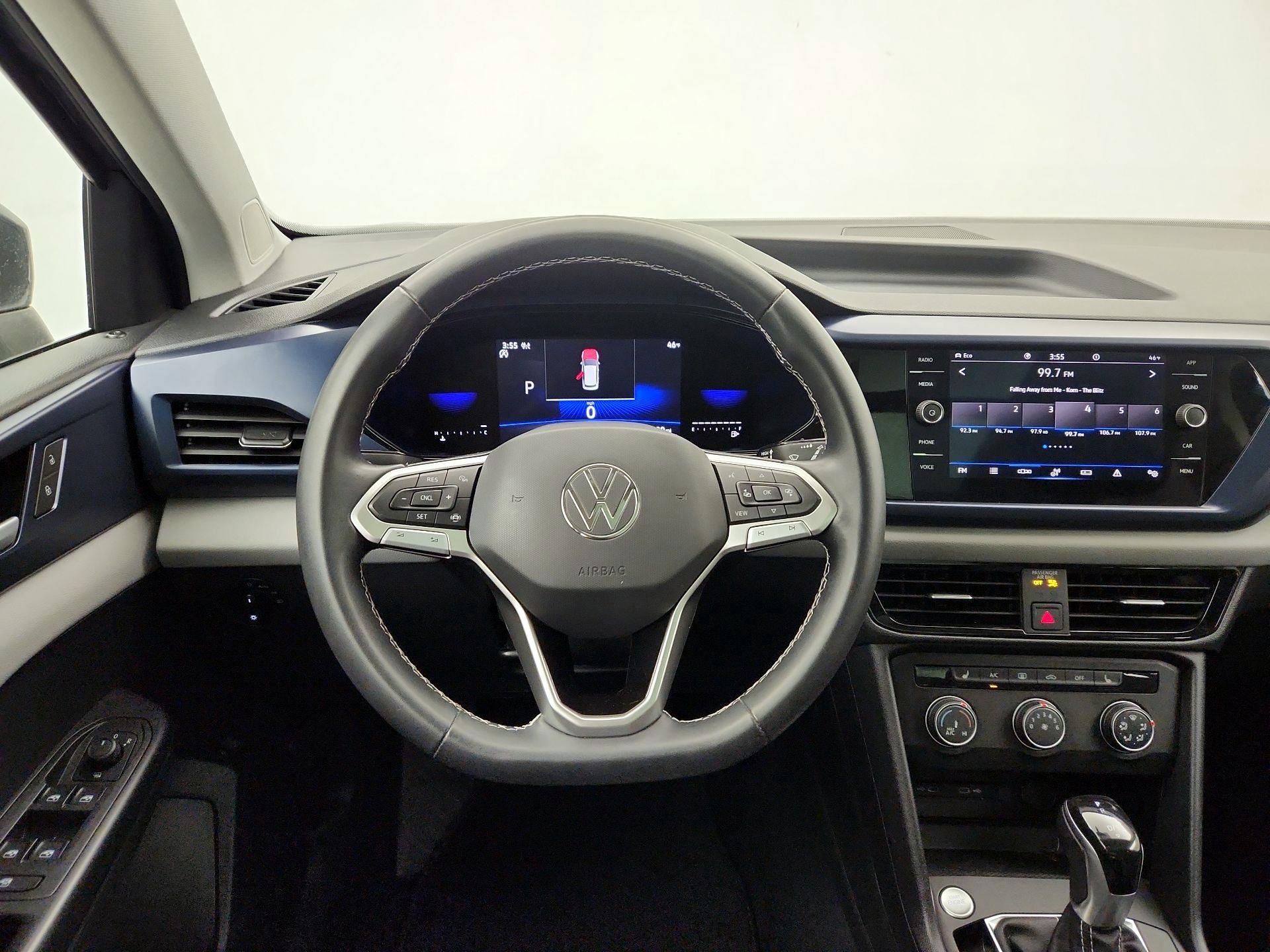 Thumbnail: 2022 Volkswagen Taos - 10